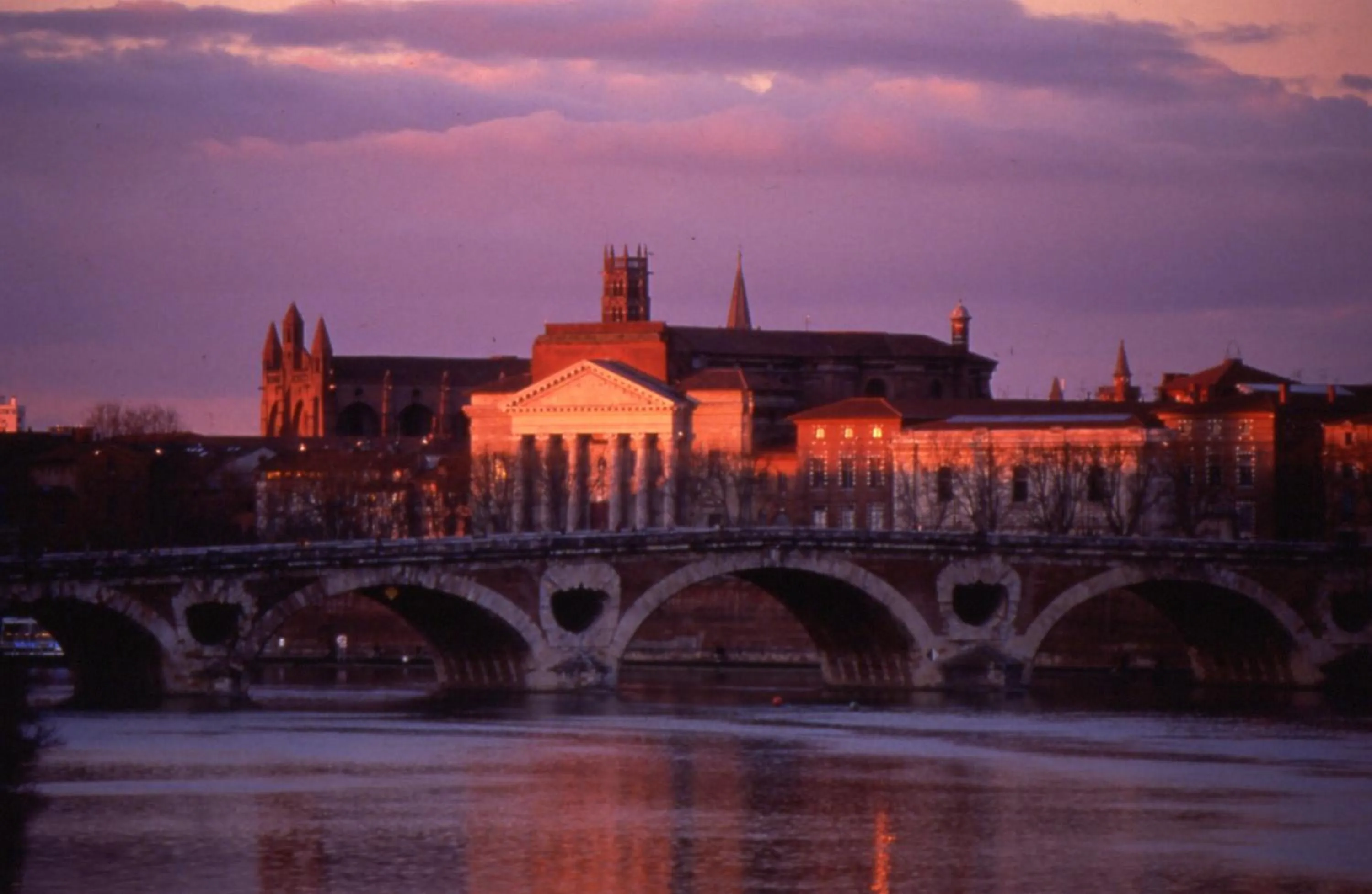 City view in Ibis Styles Toulouse Centre Canal du Midi