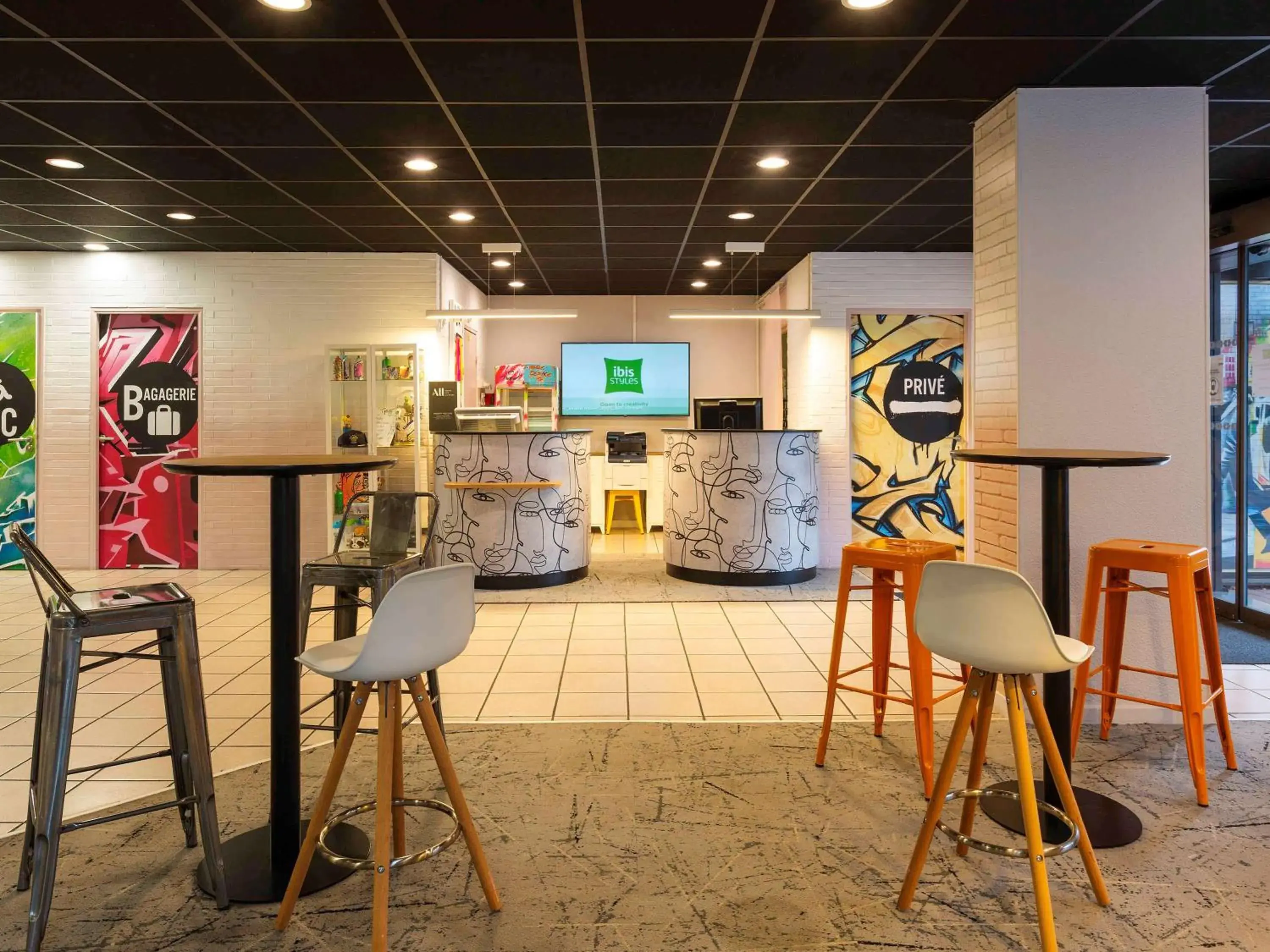Property building in Ibis Styles Toulouse Centre Canal du Midi Property building in Ibis Styles Toulouse Centre Canal du Midi