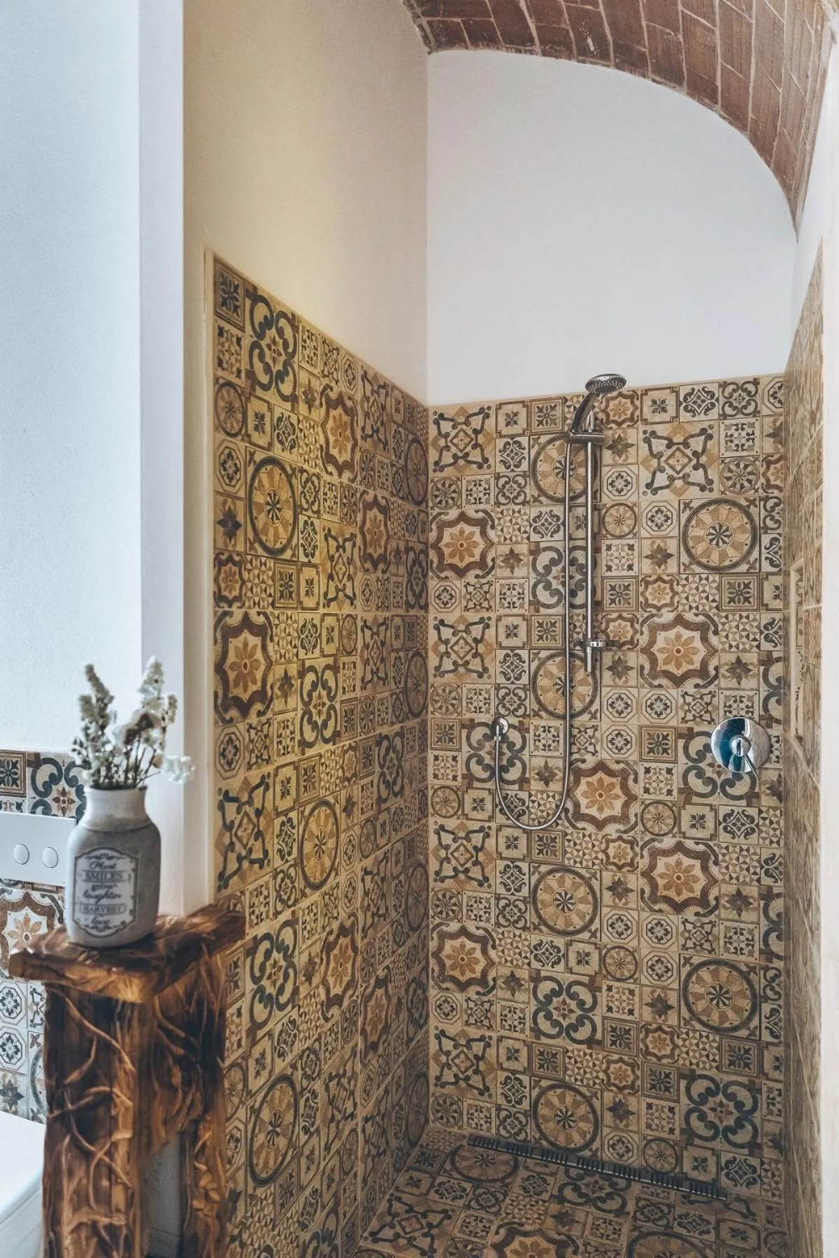 Shower in Antica Villa Colonica