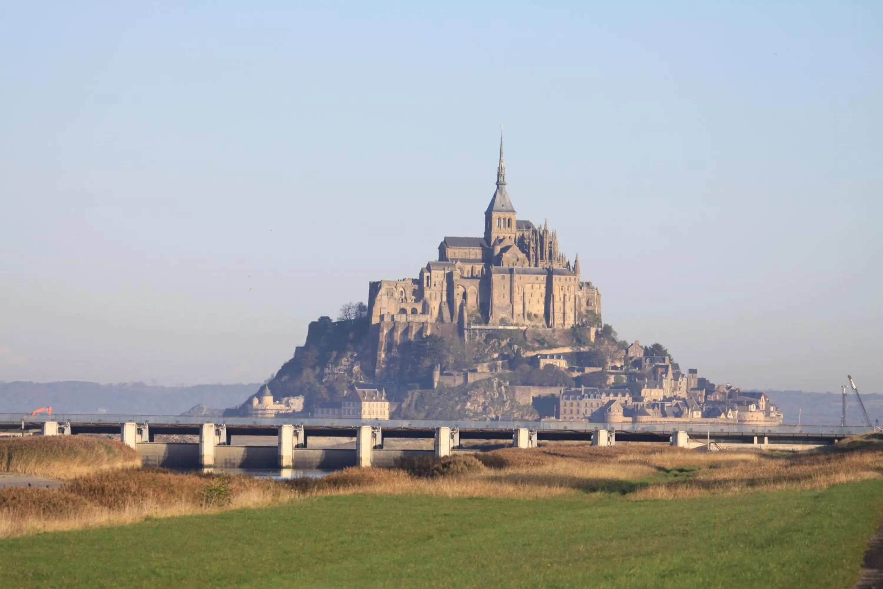 Area and facilities in Logis Hôtel et Restaurant La Tour Brette