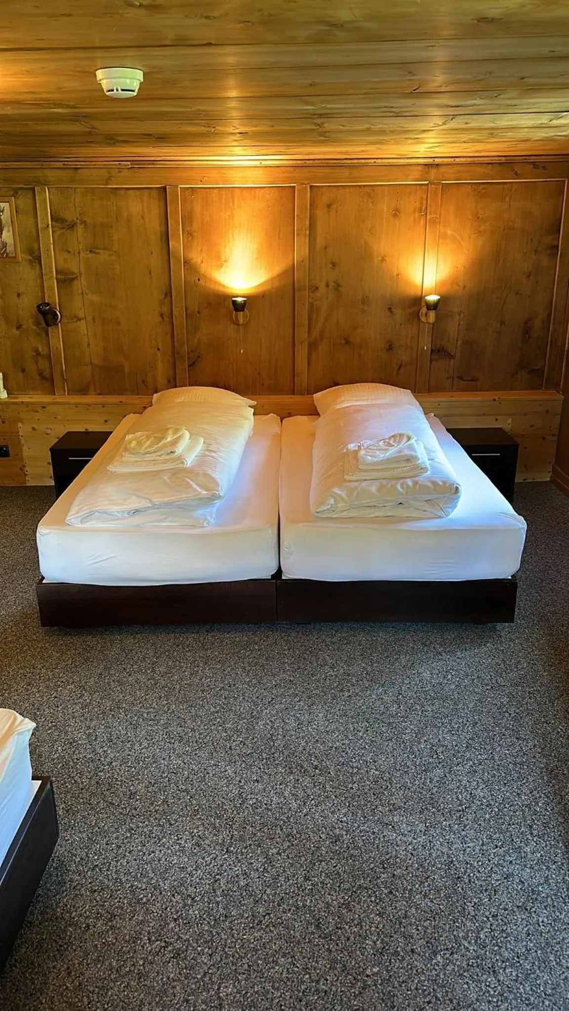 Bed in Hotel Tschuggen Davos