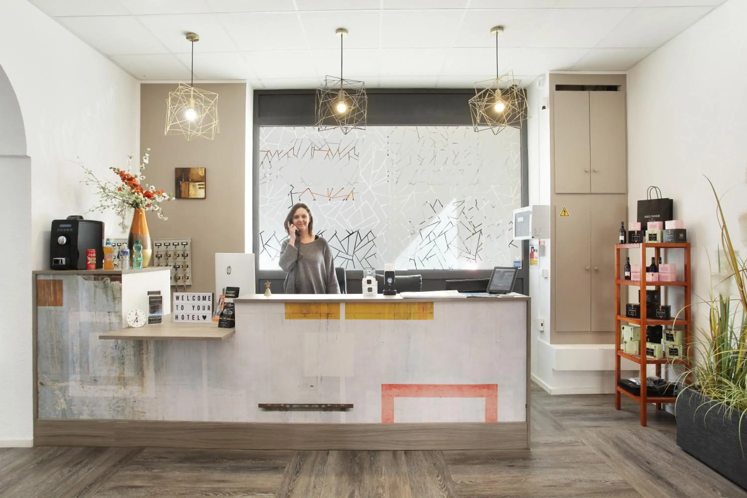 Lobby or reception in Hôtel Alcôve Nice Lobby or reception in Hôtel Alcôve Nice