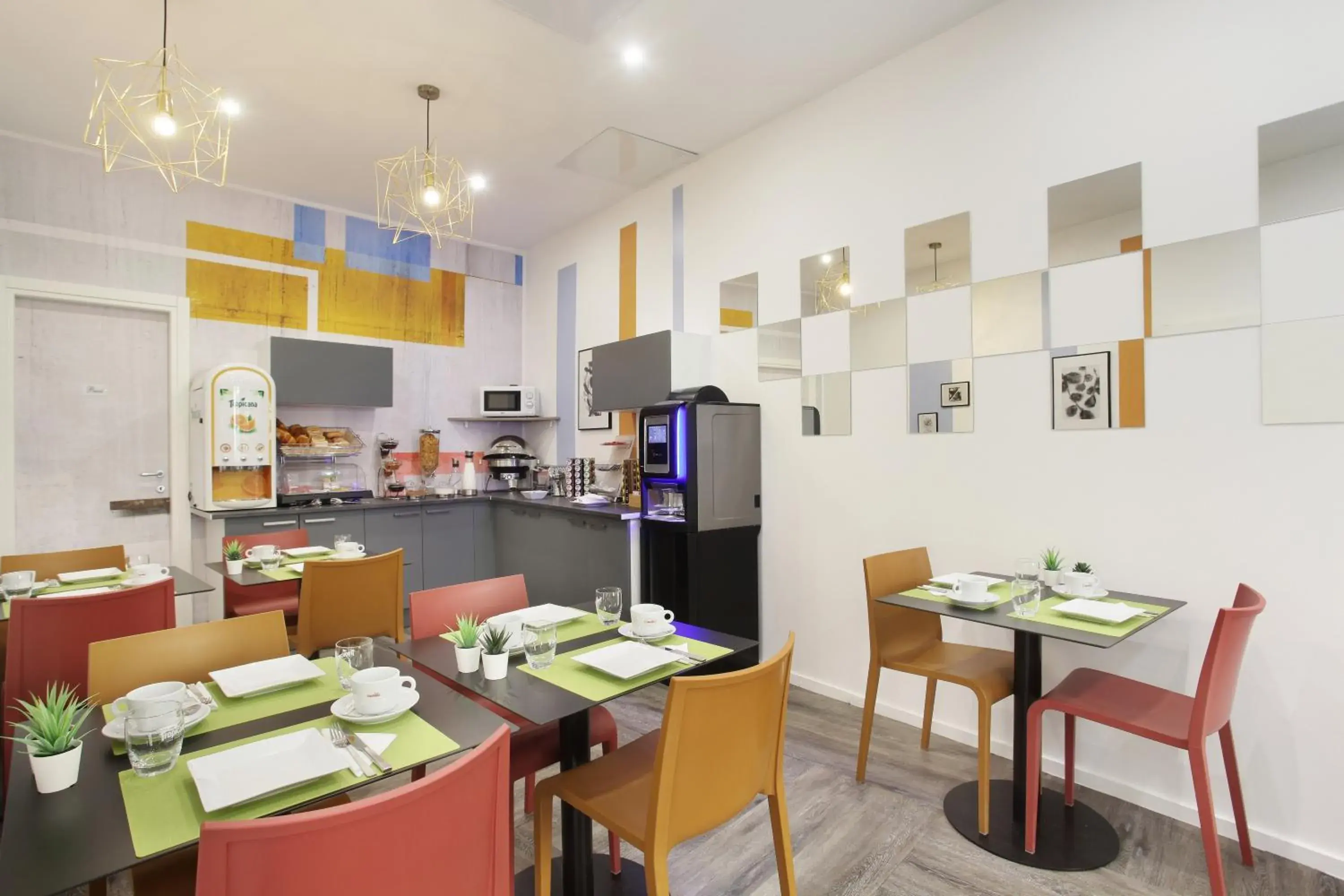 Breakfast in Hôtel Alcôve Nice Breakfast in Hôtel Alcôve Nice