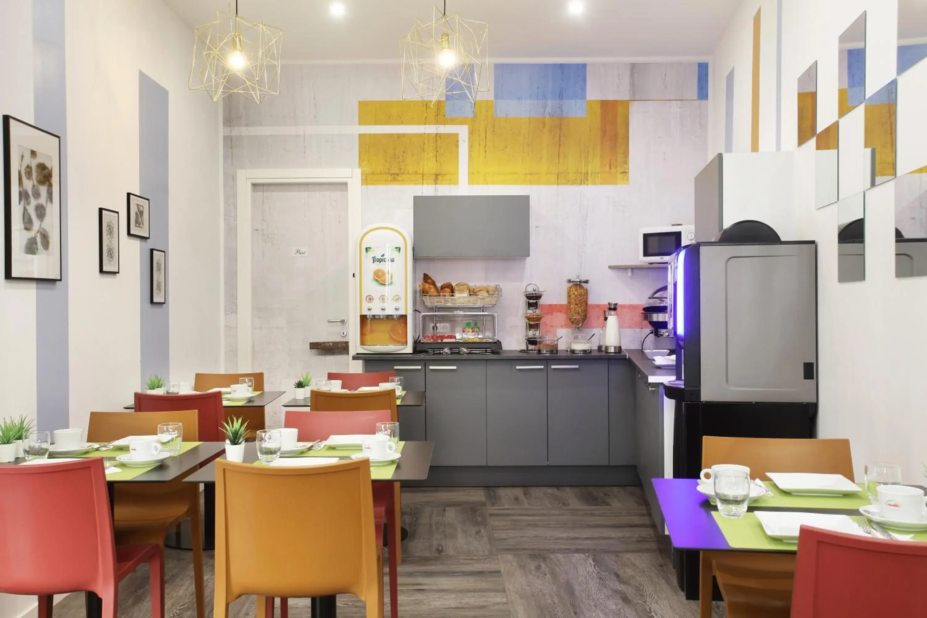 Breakfast in Hôtel Alcôve Nice Breakfast in Hôtel Alcôve Nice