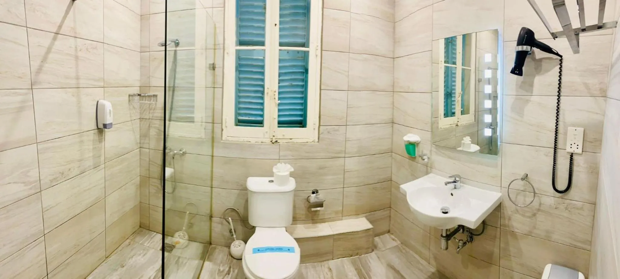 Bathroom in The Maltese Sun