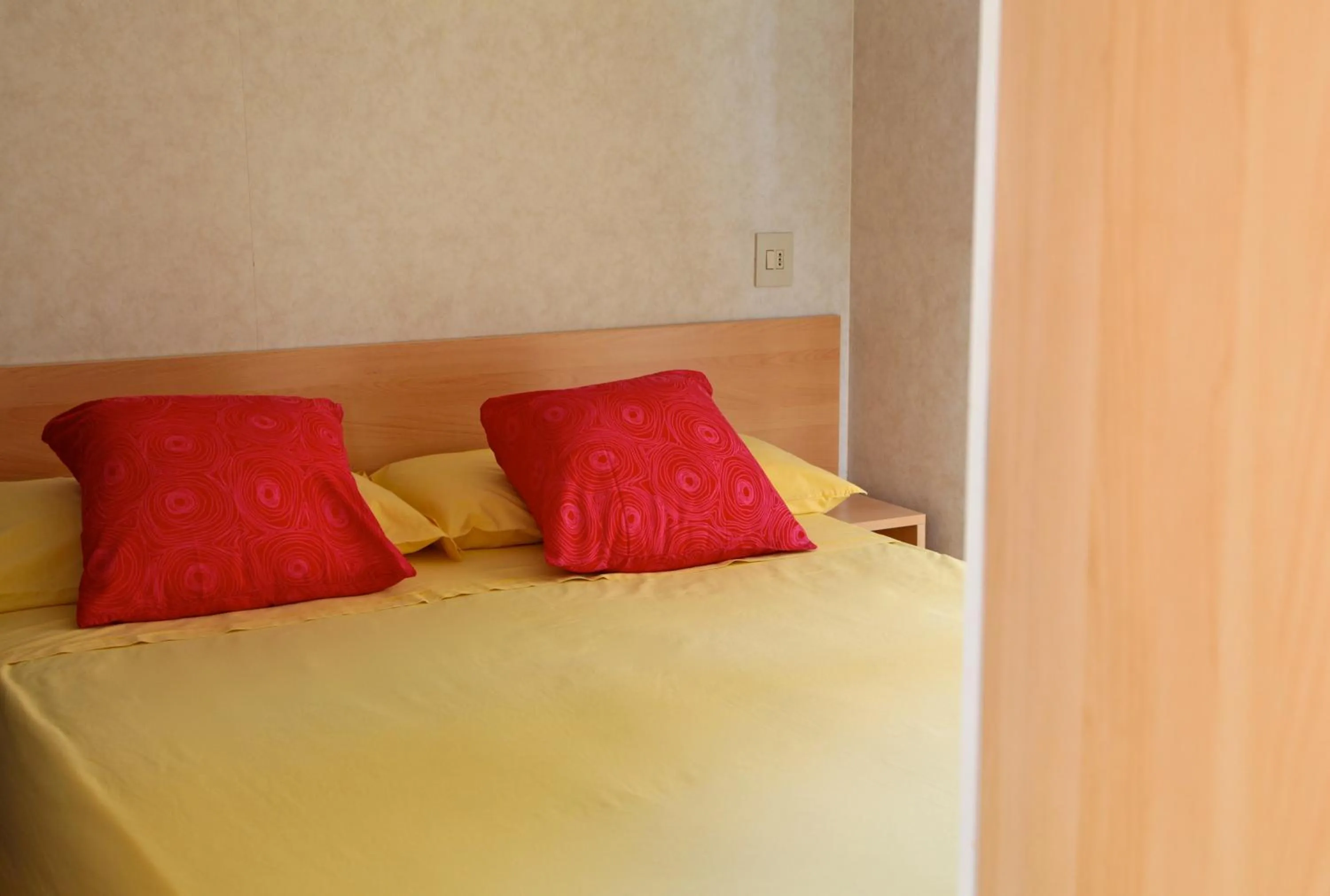 Decorative detail, Bed in Campeggio Europa Silvella