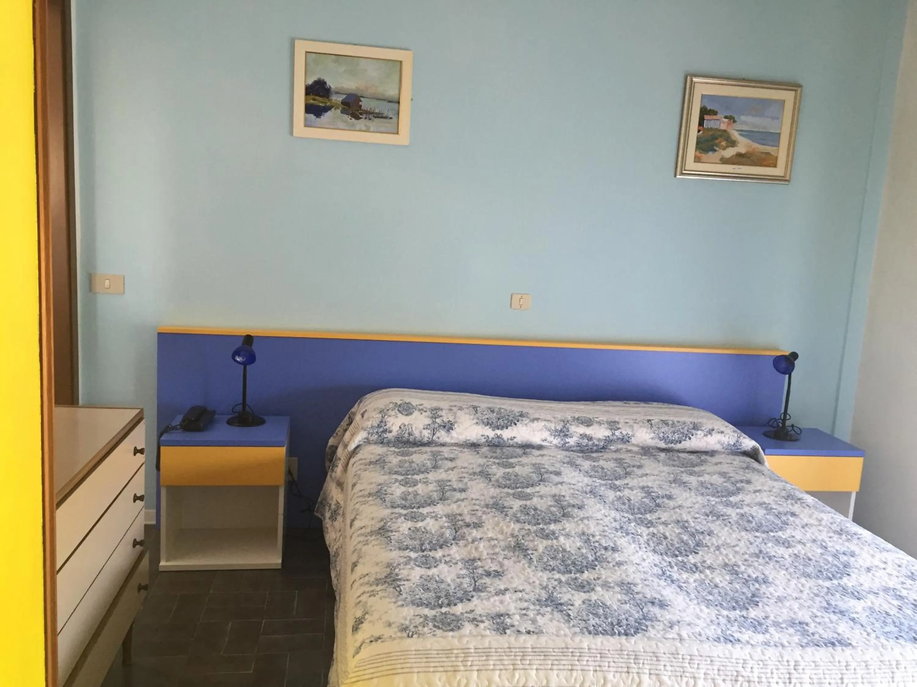 Bed in Hotel Halifax