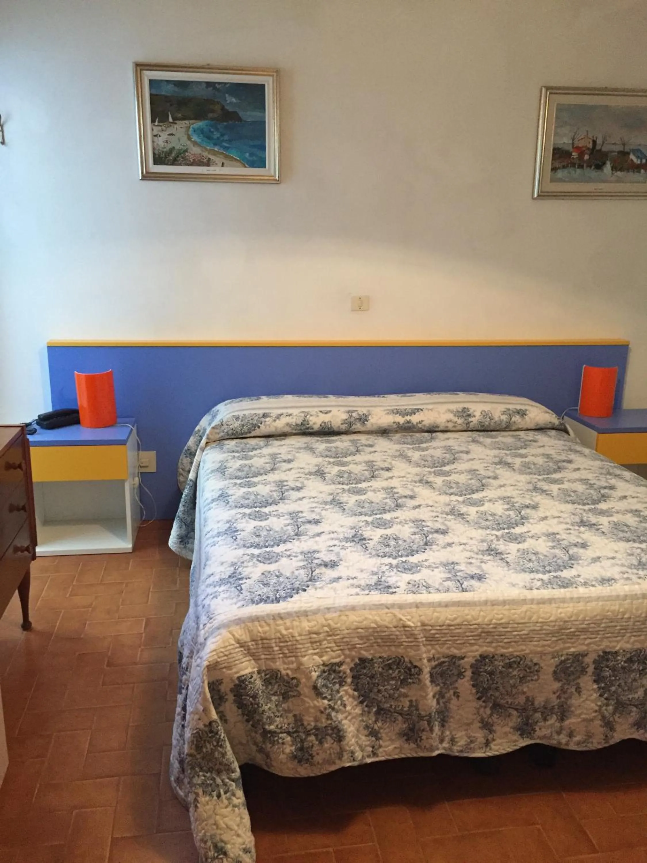 Bed in Hotel Halifax