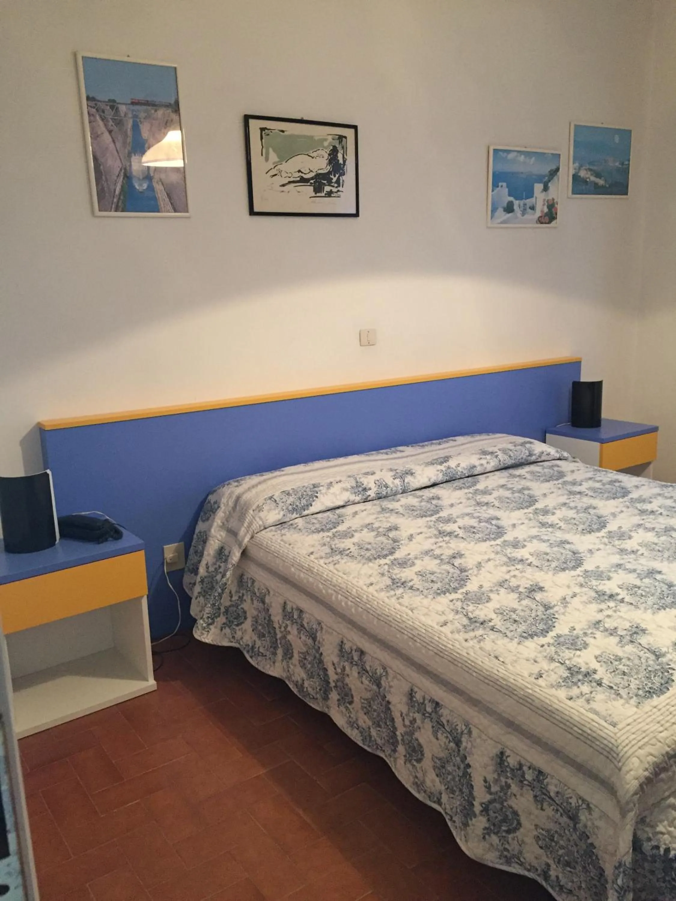 Bed in Hotel Halifax