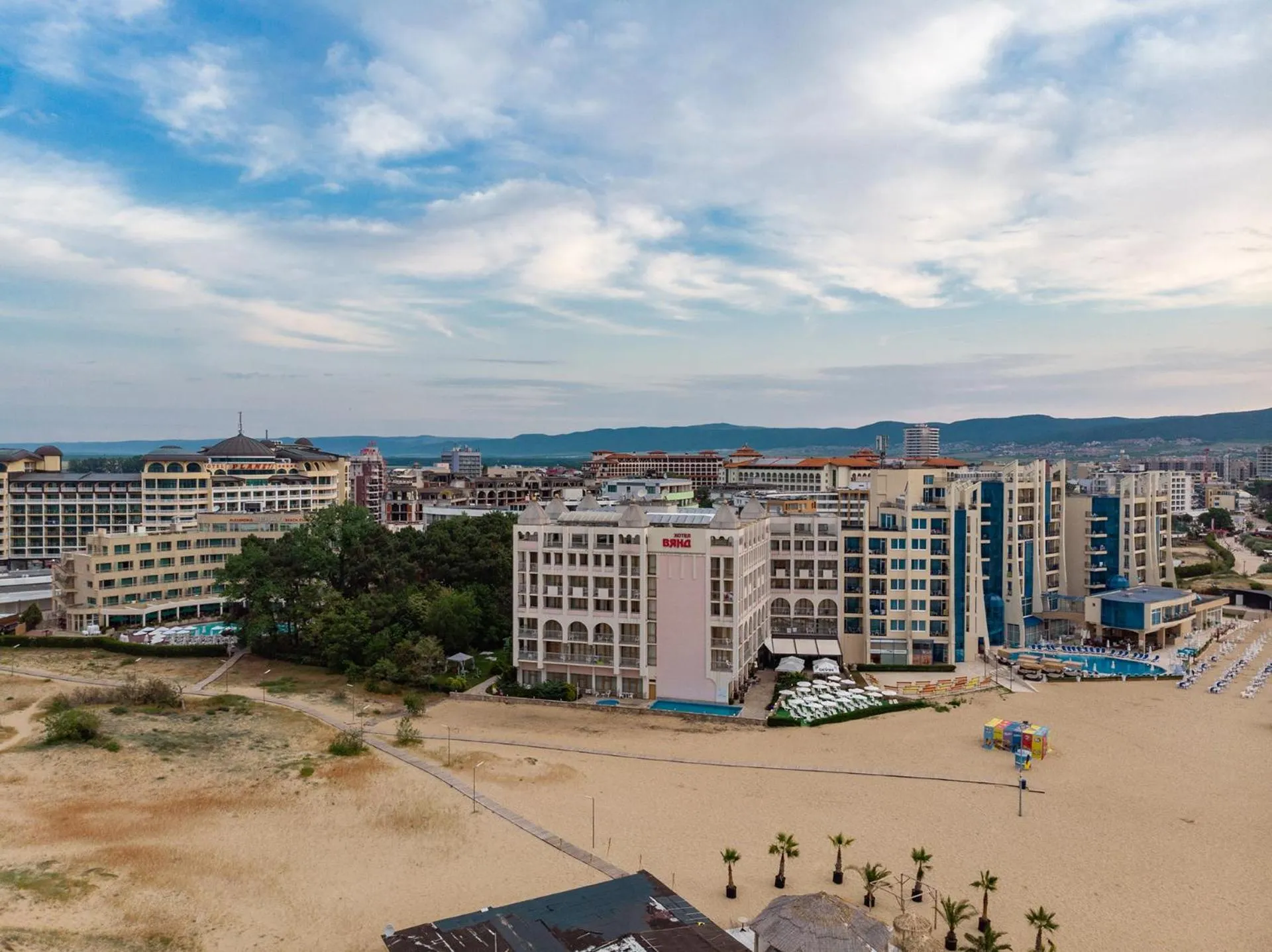 Property building in Viand Hotel - All Inclusive