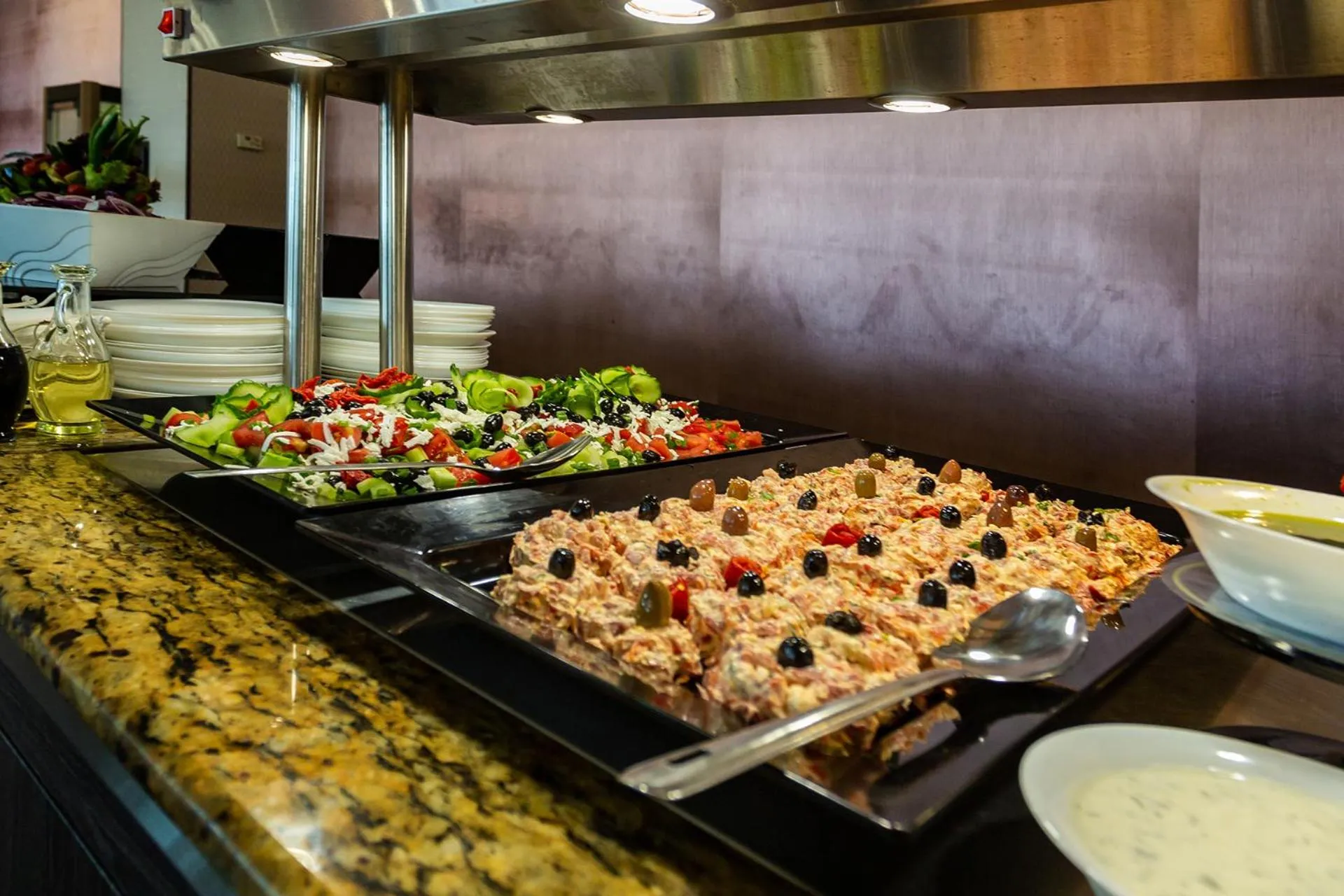 Food in Viand Hotel - All Inclusive