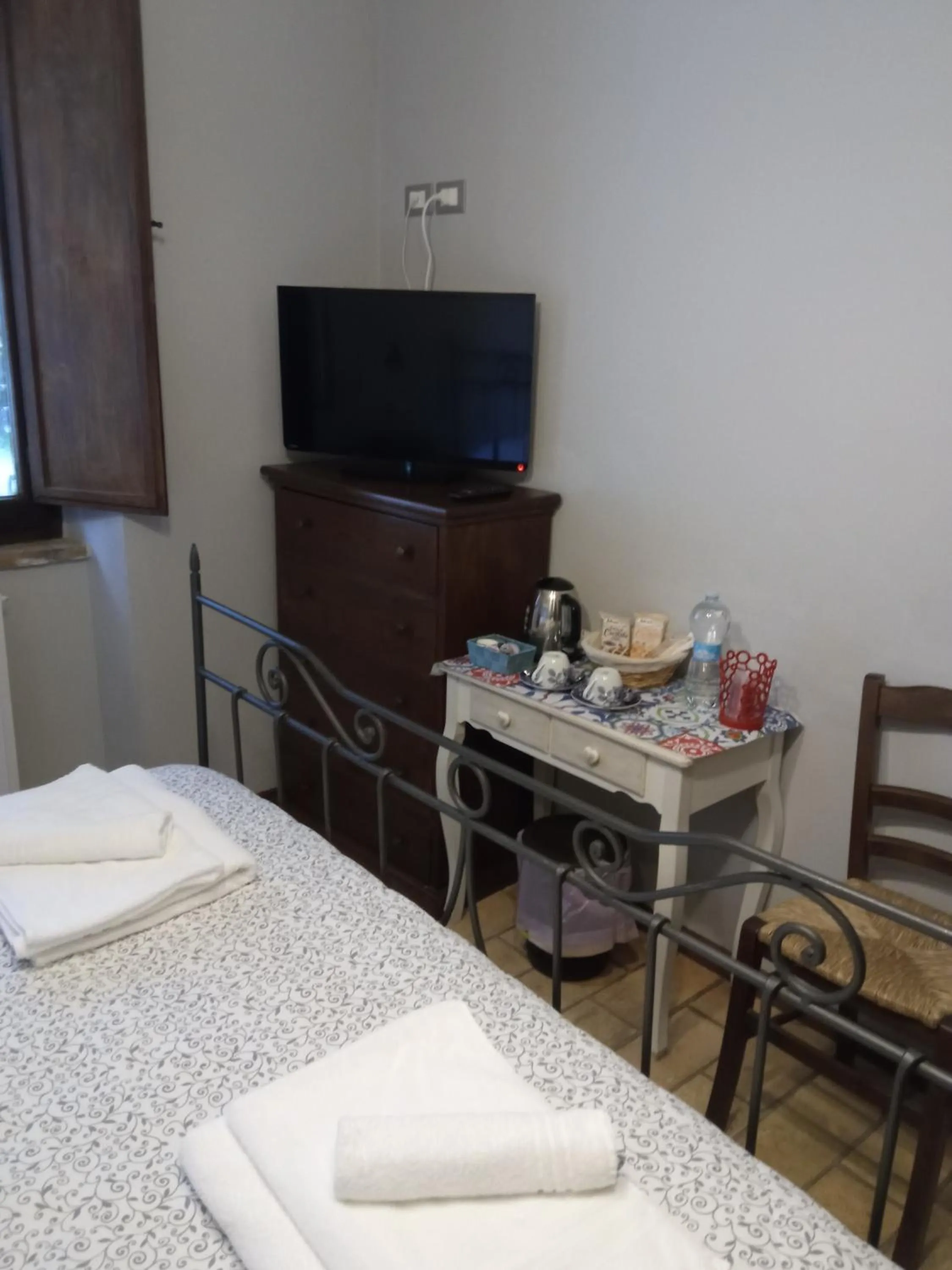 Breakfast, Bed in All'Ombra di San Damiano