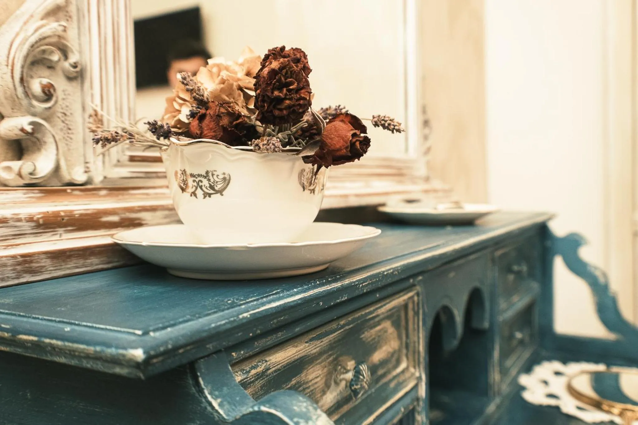 Decorative detail in La casa nel borgo