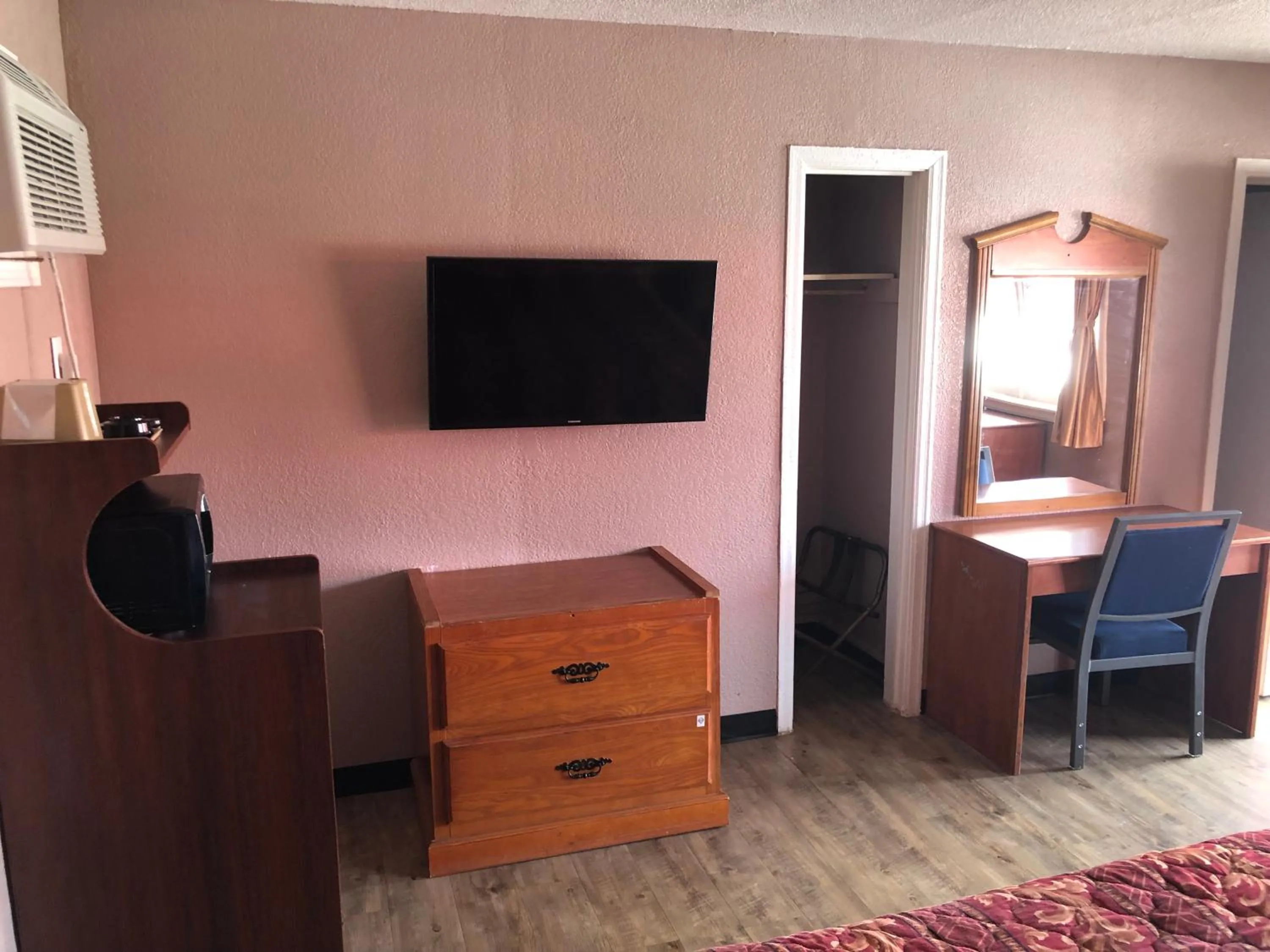 Budget Inn - New Albany