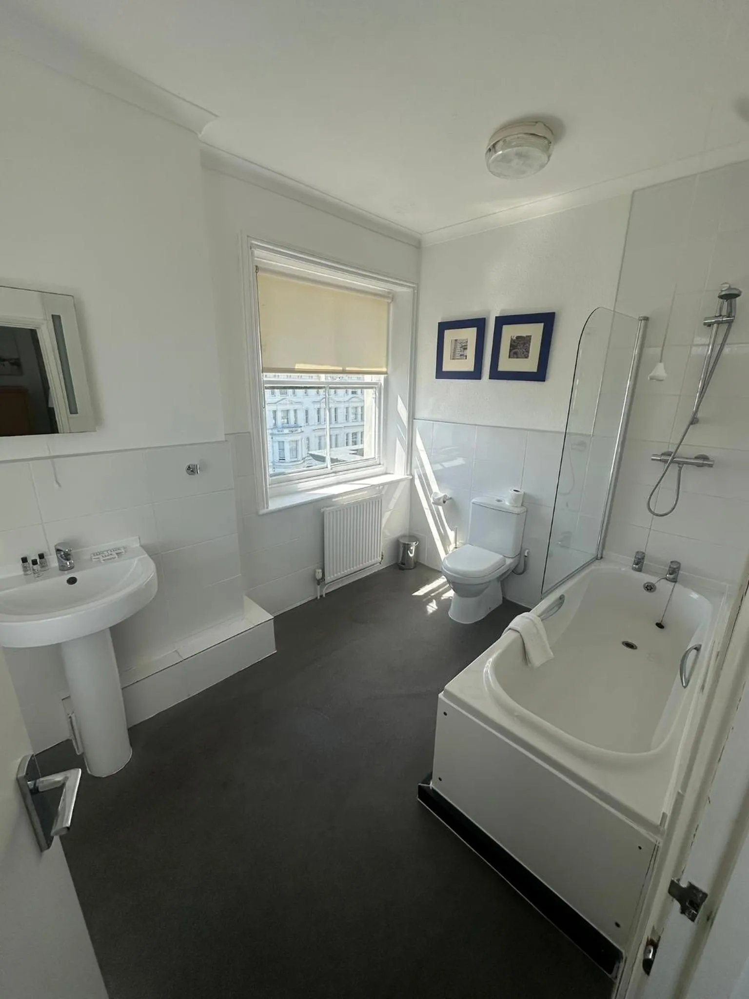 Bathroom in West Rocks Townhouse