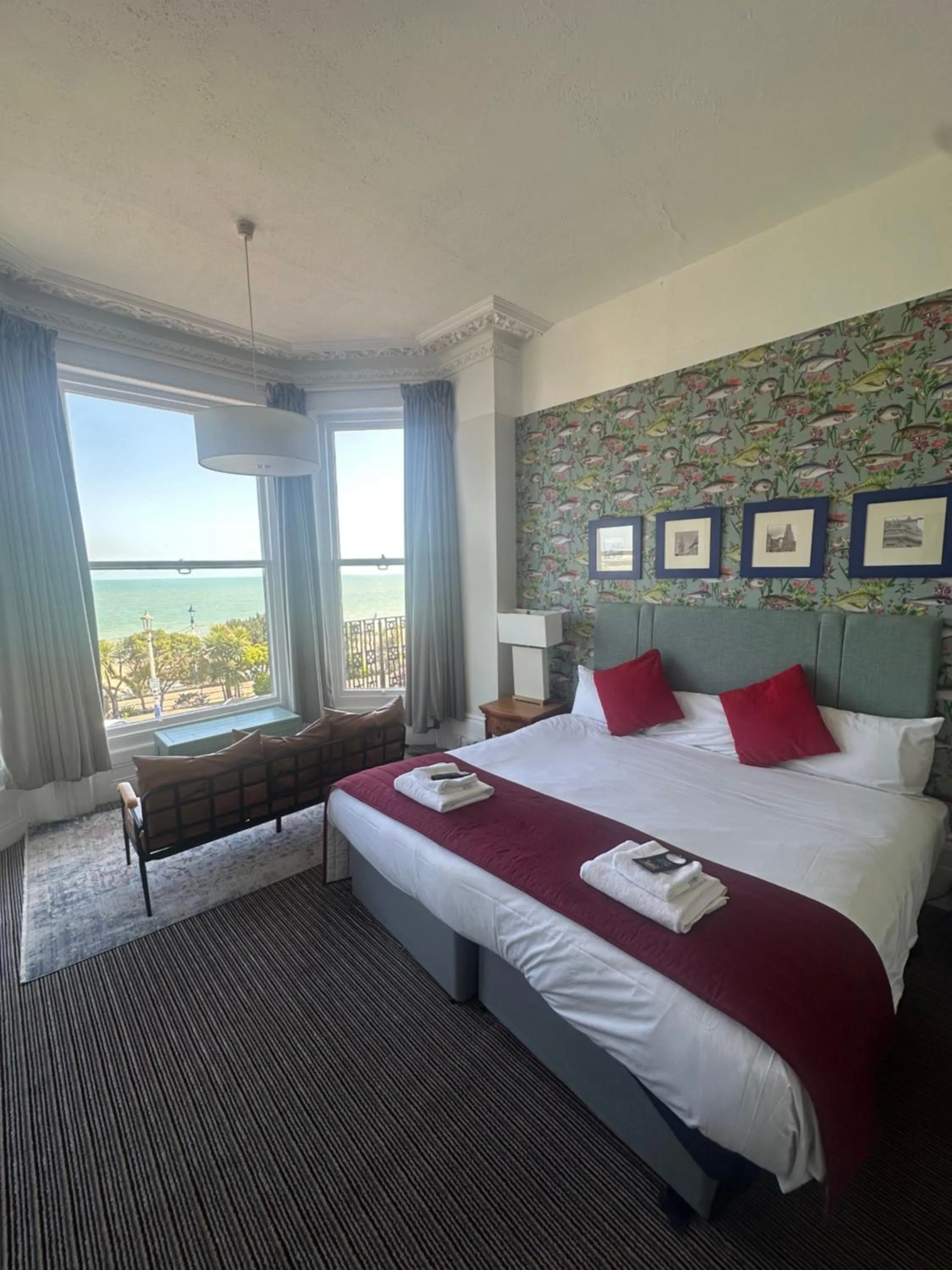 Bedroom, Bed in West Rocks Townhouse