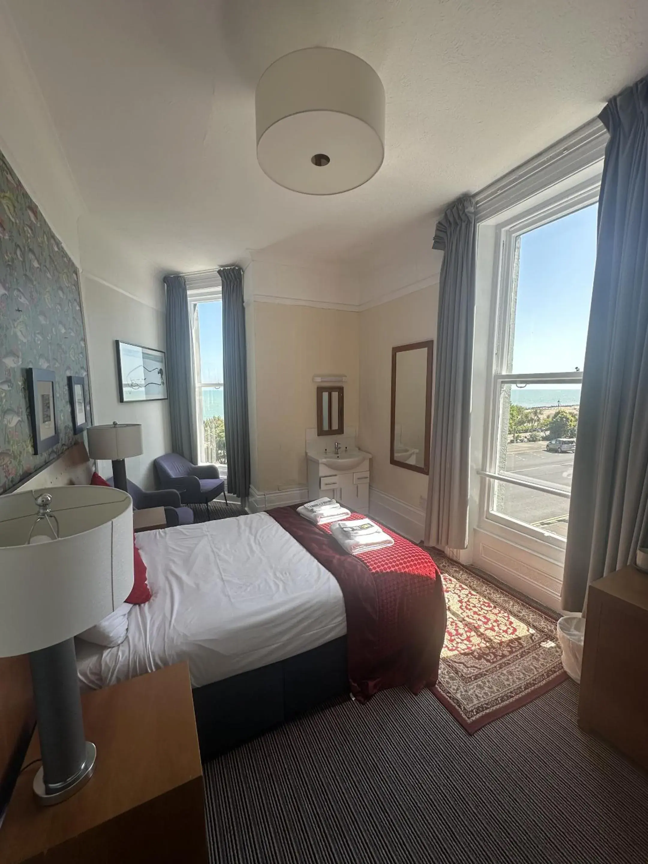 Bedroom, Bed in West Rocks Hotel Bedroom, Bed in West Rocks Hotel