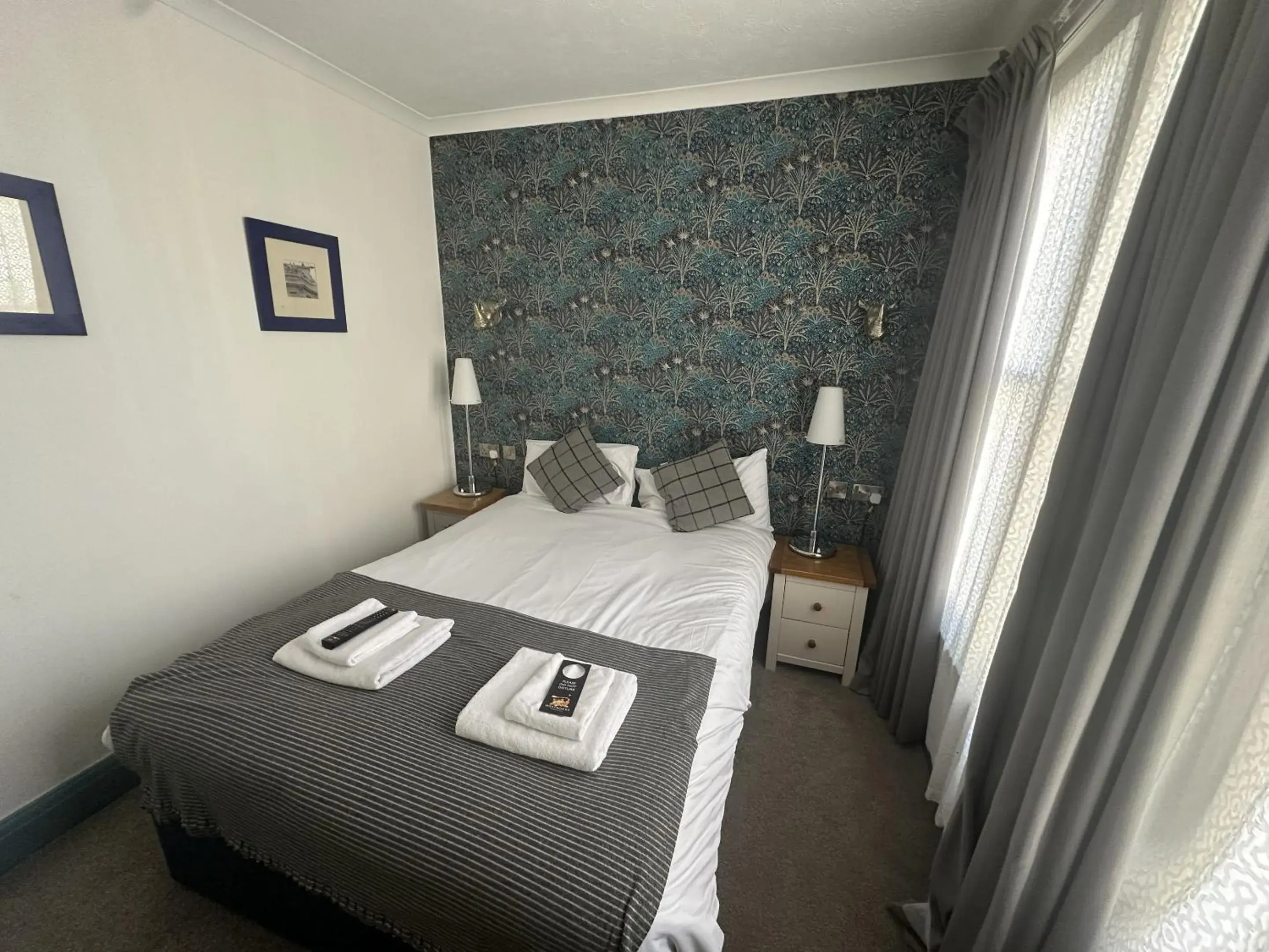 Bedroom, Bed in West Rocks Hotel Bedroom, Bed in West Rocks Hotel