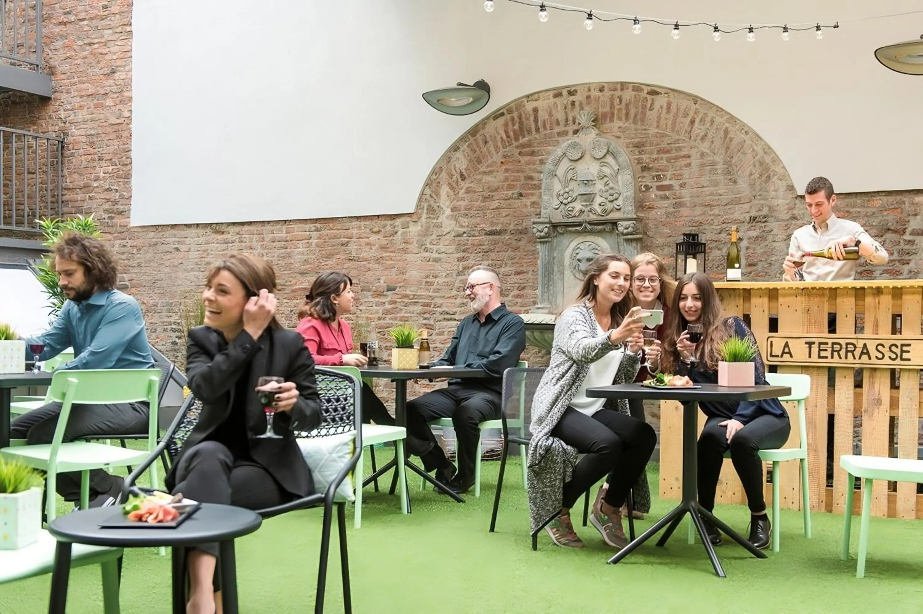 Patio in Mercure Lille Centre Vieux Lille