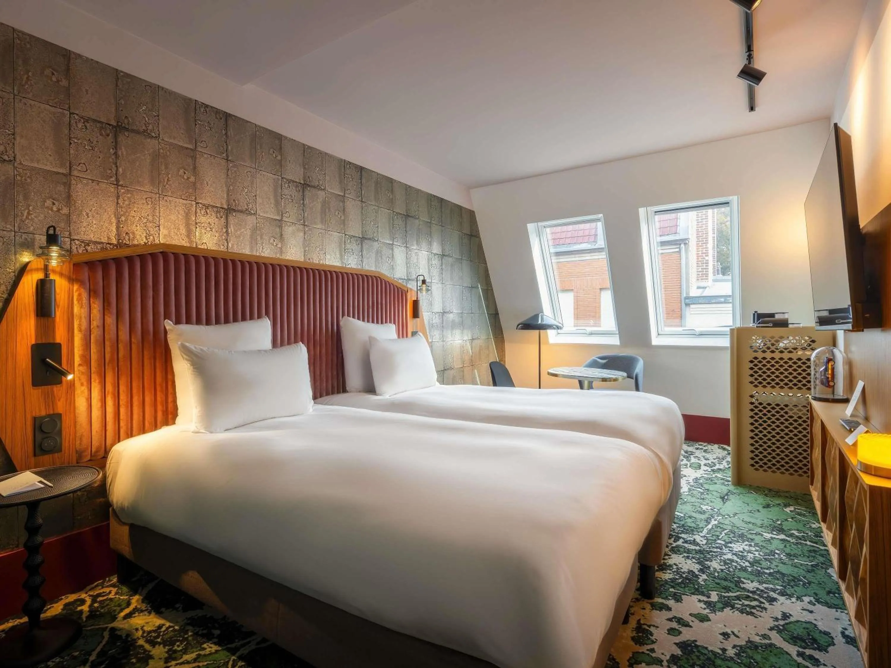 Bedroom, Bed in Hotel Maison Louise Lille Centre - Handwritten Collection