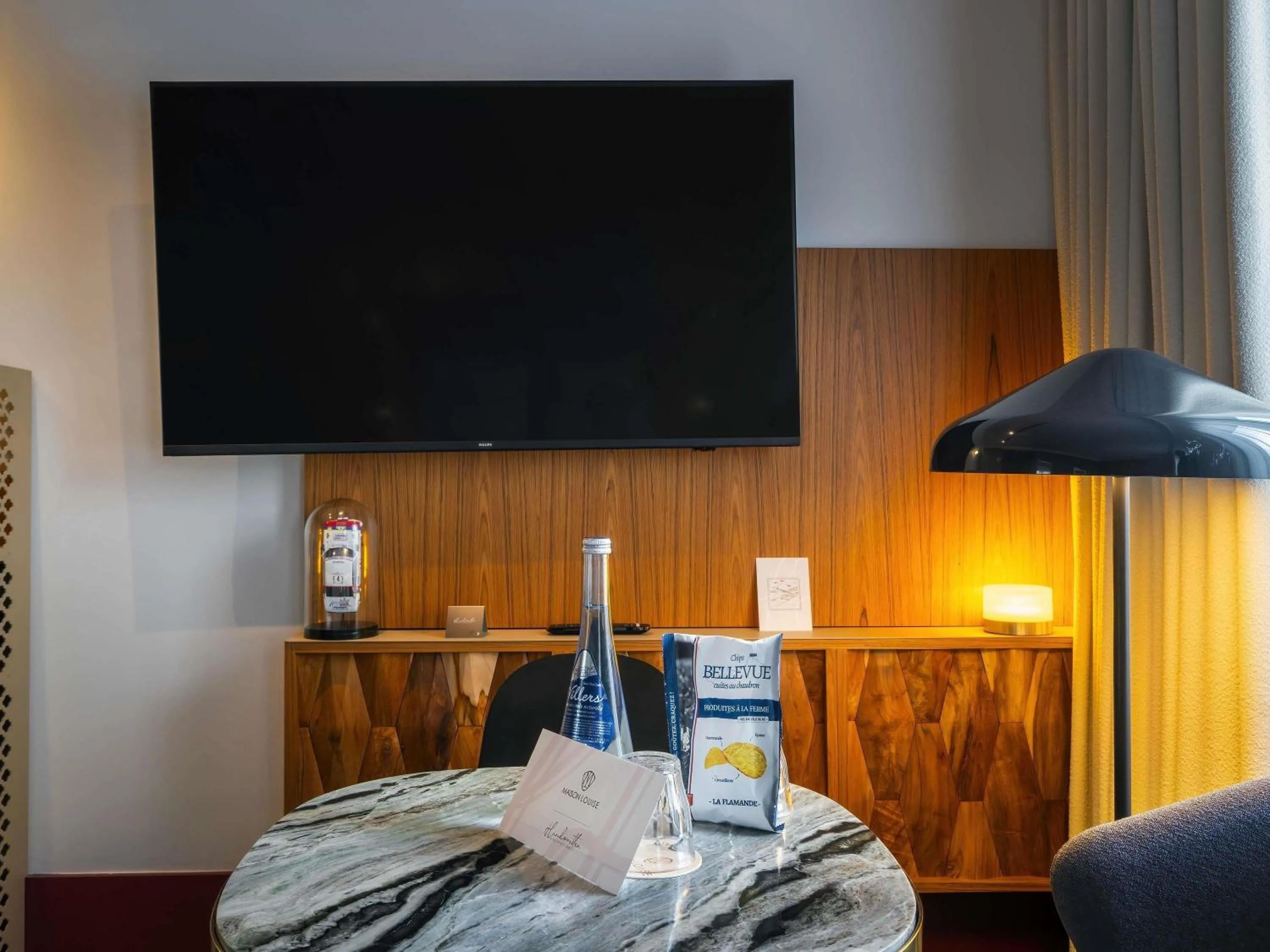 Bedroom, Bed in Hotel Maison Louise Lille Centre - Handwritten Collection