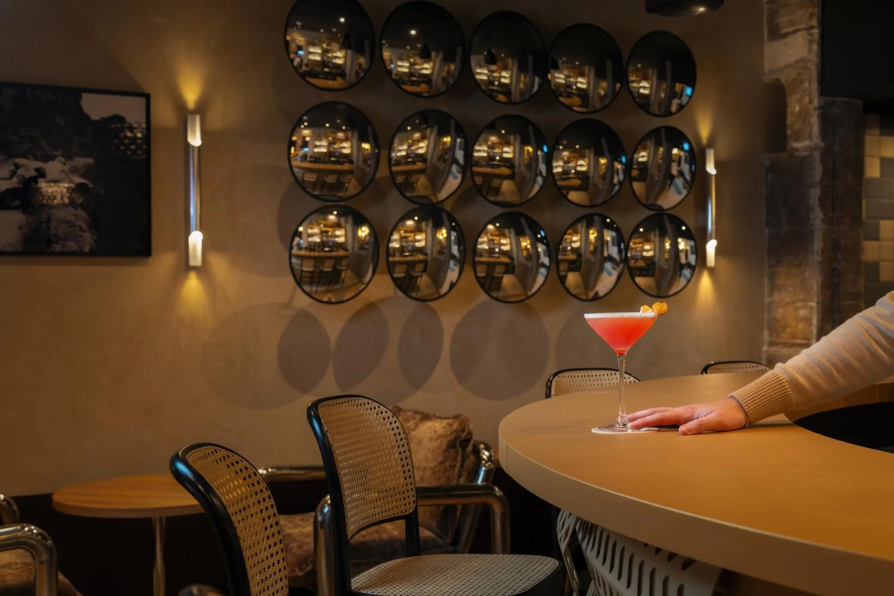 Lounge or bar in Hotel Maison Louise Lille Centre - Handwritten Collection