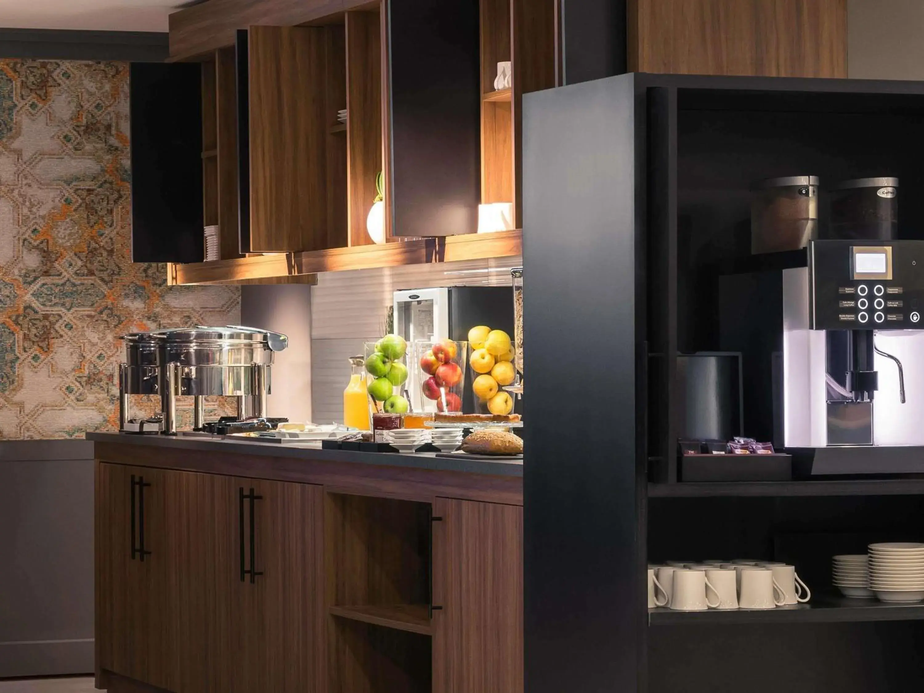 Breakfast in Mercure Lille Centre Vieux Lille Breakfast in Mercure Lille Centre Vieux Lille