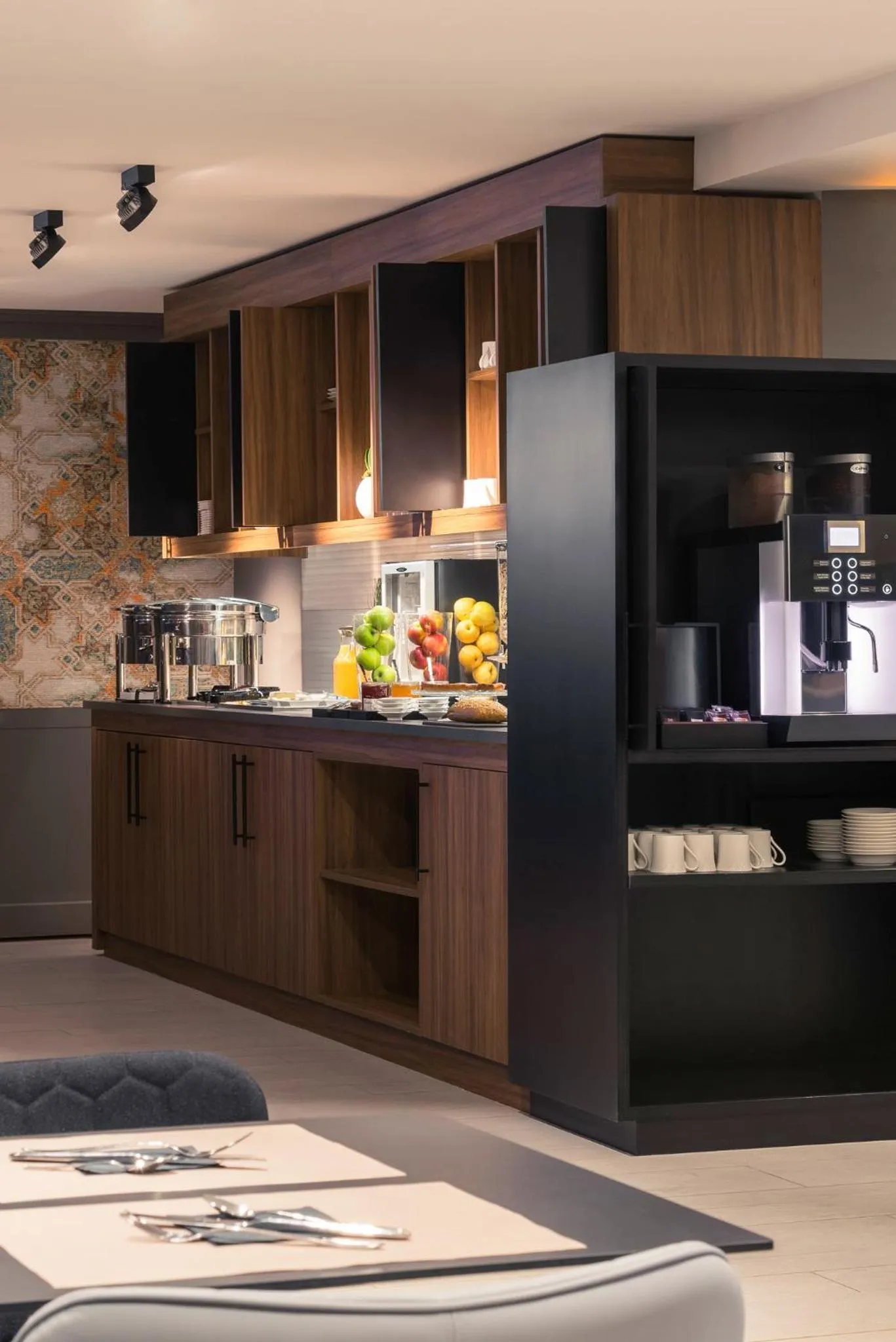 Food and drinks in Mercure Lille Centre Vieux Lille