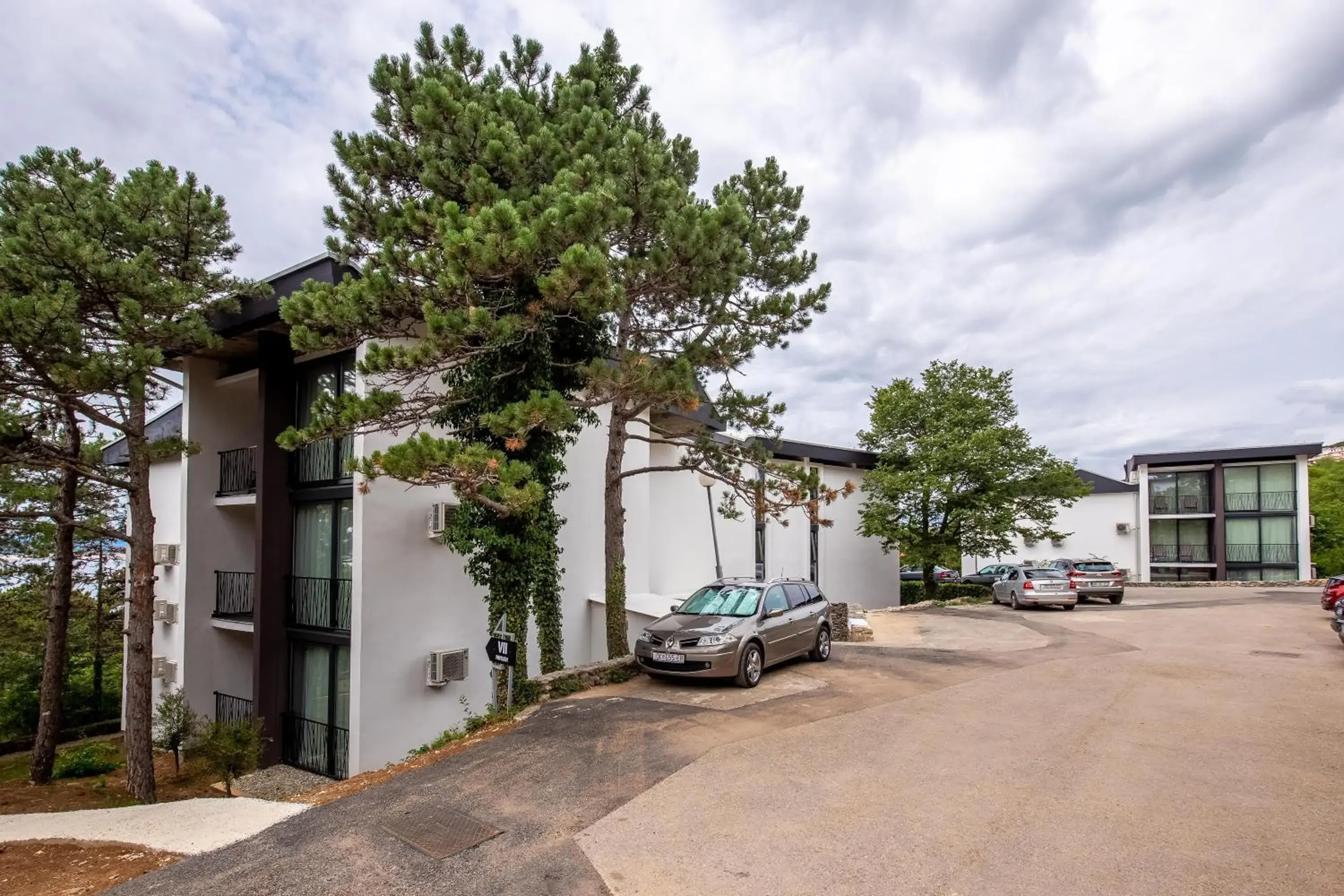 Property building in Paviljoni Omorika Property building in Paviljoni Omorika