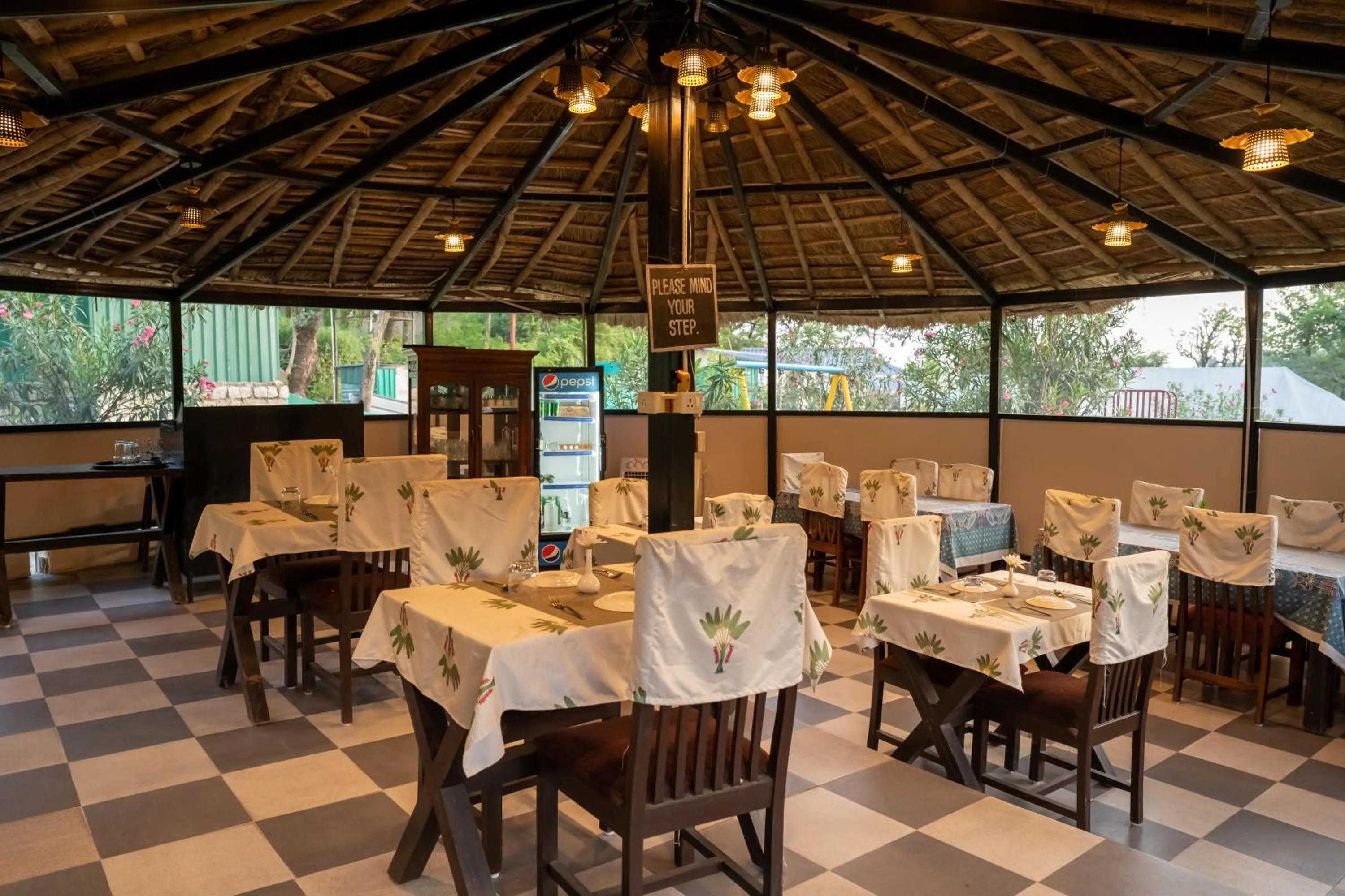 Restaurant/places to eat in Dev Bhoomi Farms & Cottages