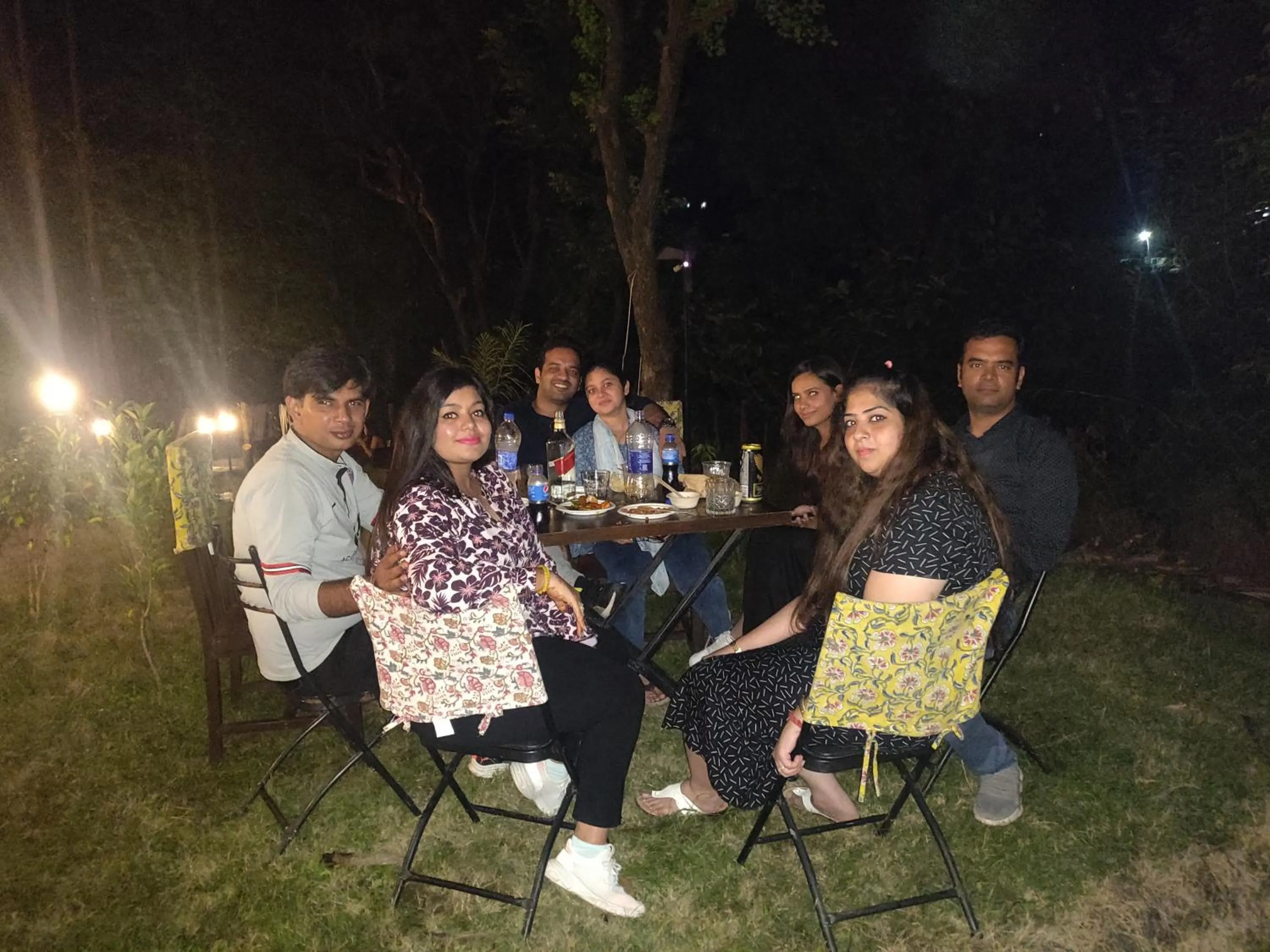 Restaurant/places to eat in Dev Bhoomi Farms & Cottages