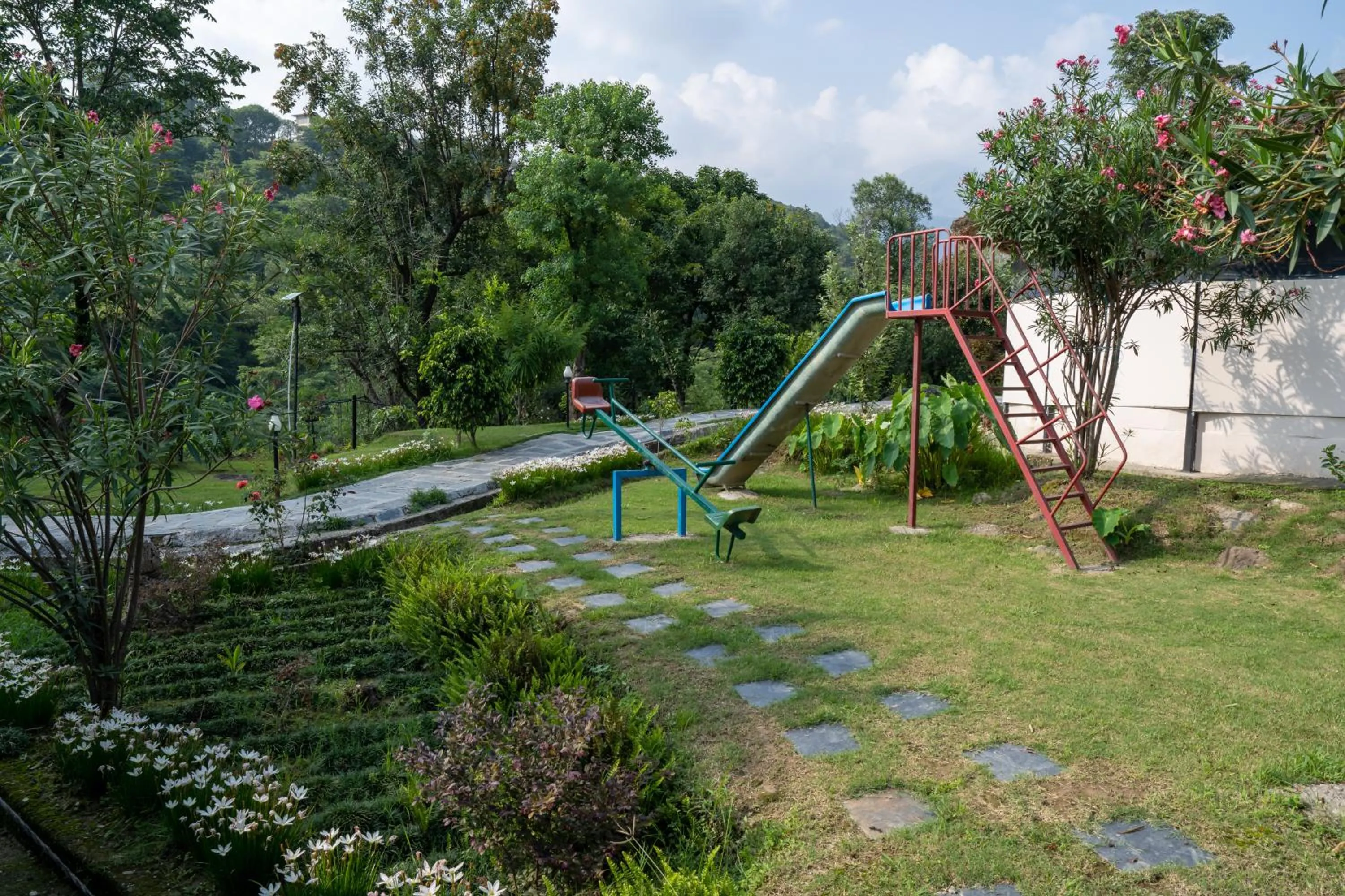 Children play ground in Dev Bhoomi Farms & Cottages