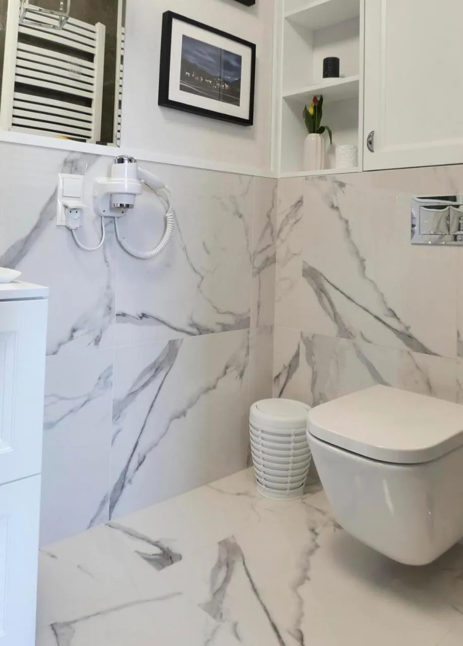 Shower in Euforia Apartamenty