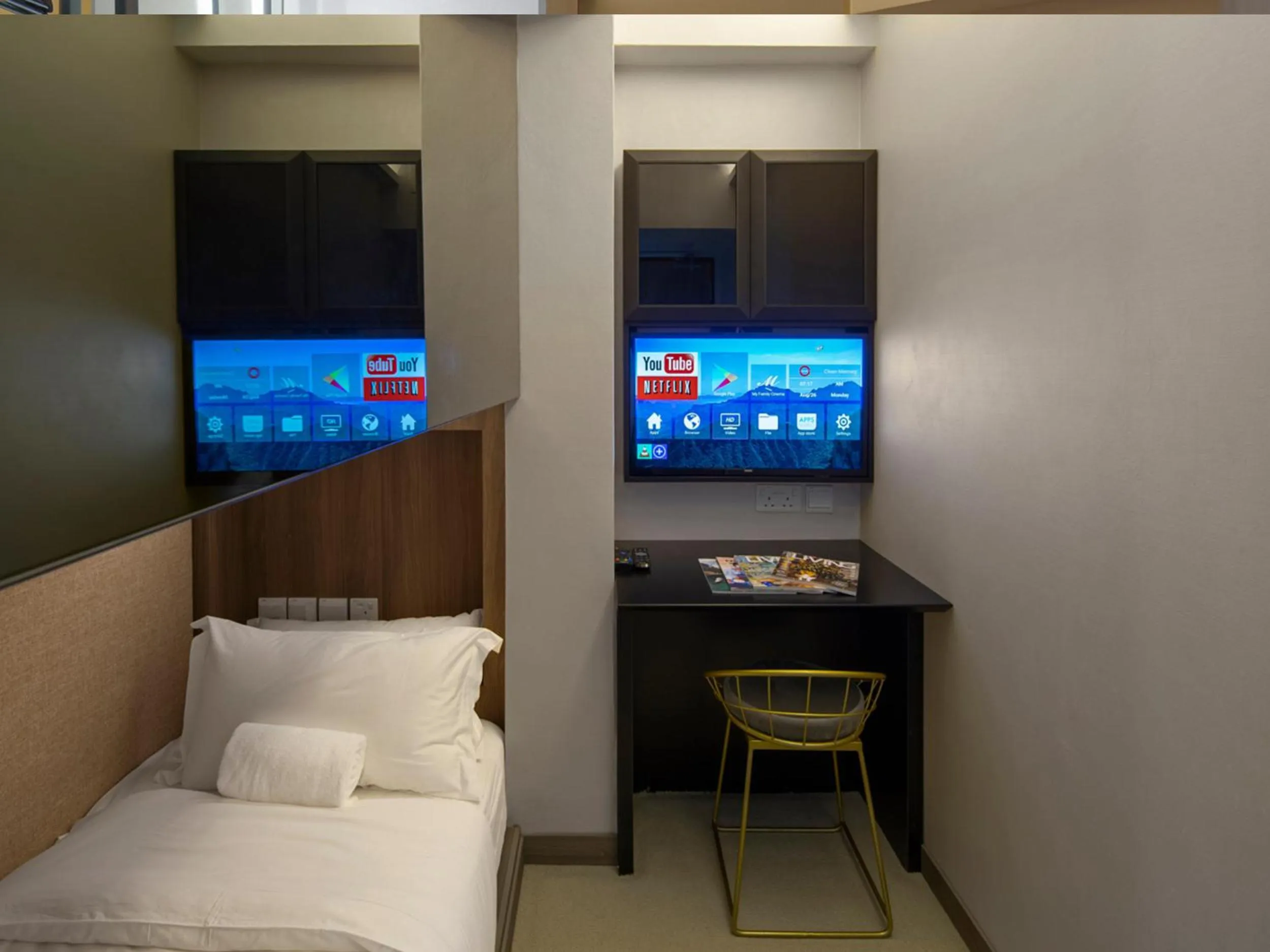 TV and multimedia, TV/Entertainment Center in ST Signature Chinatown