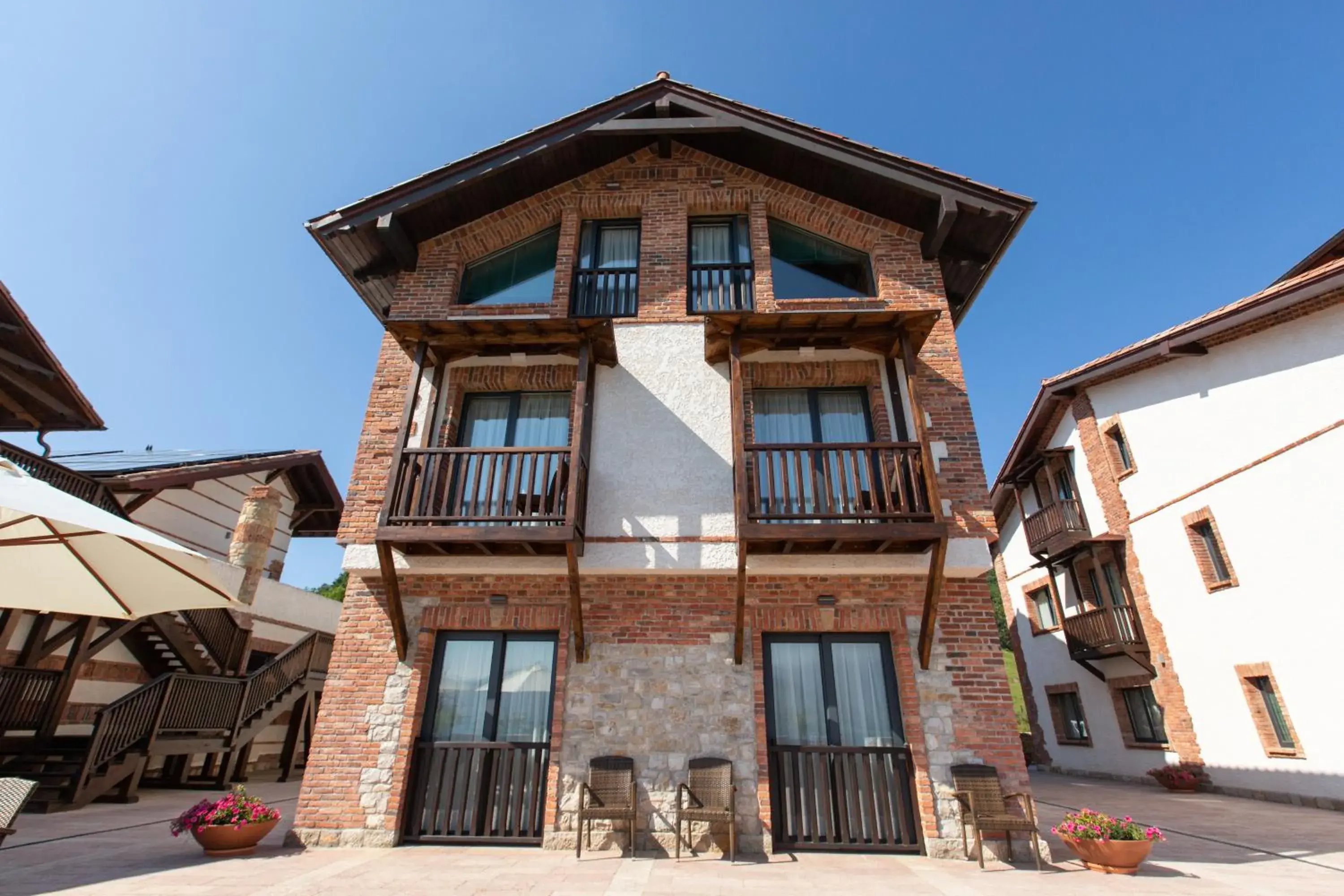 Property building in Hotel Cerro La Nina Property building in Hotel Cerro La Nina