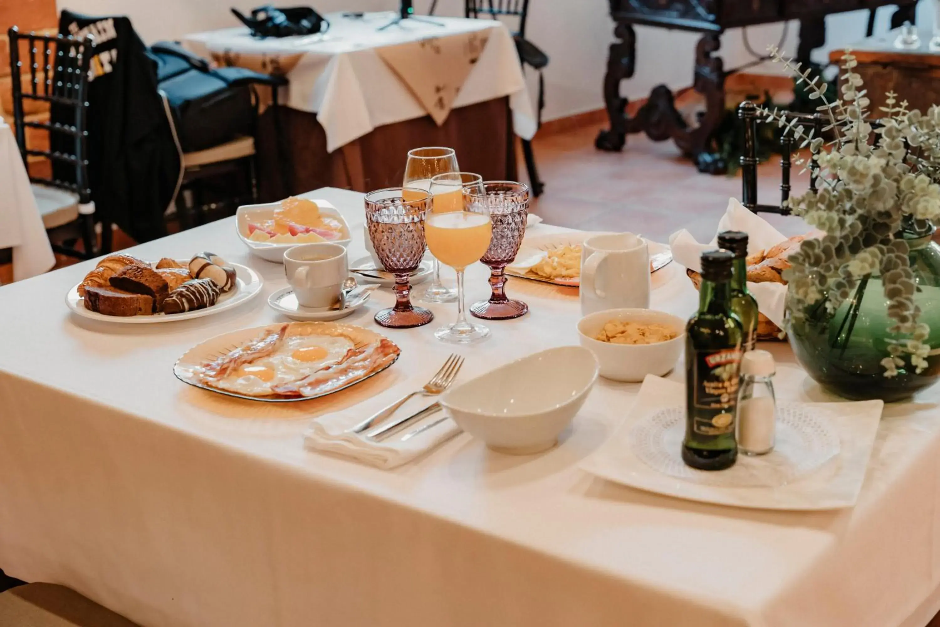 Breakfast in Hotel Cerro La Nina Breakfast in Hotel Cerro La Nina