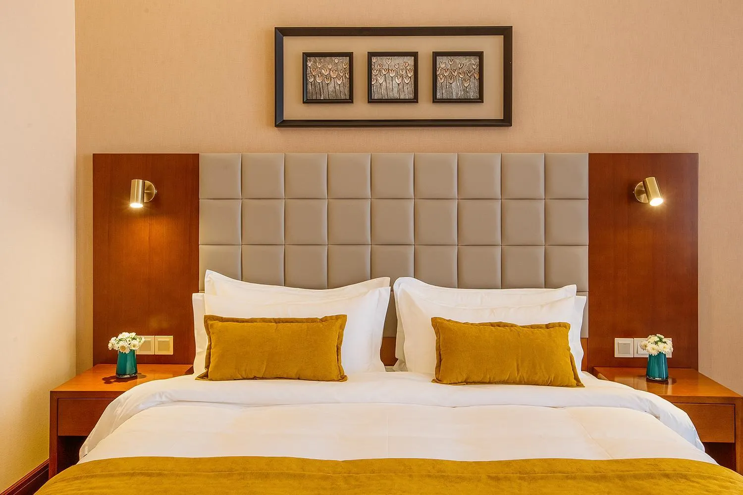 Bed in Horizont Hotel Tbilisi