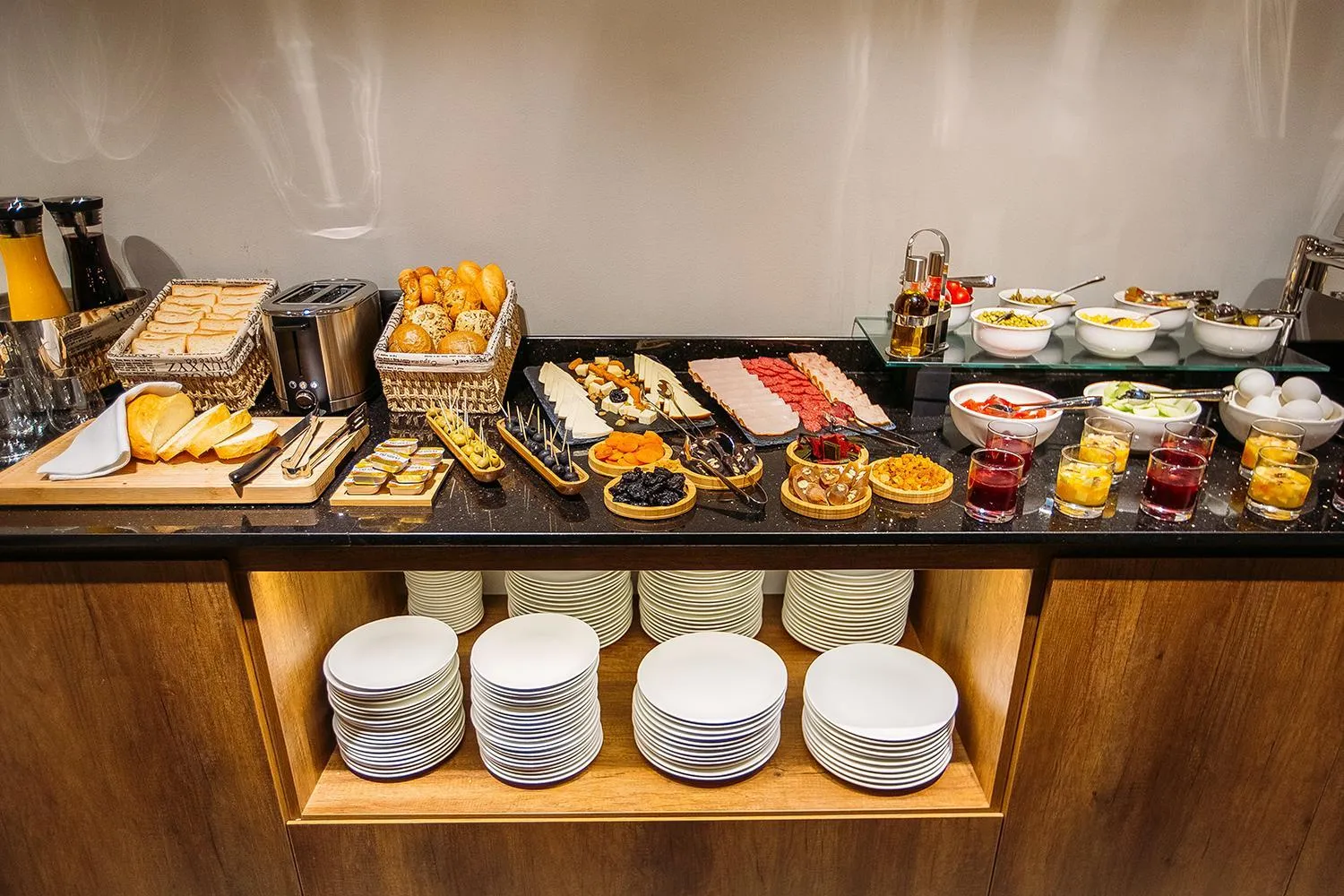 Breakfast in Horizont Hotel Tbilisi