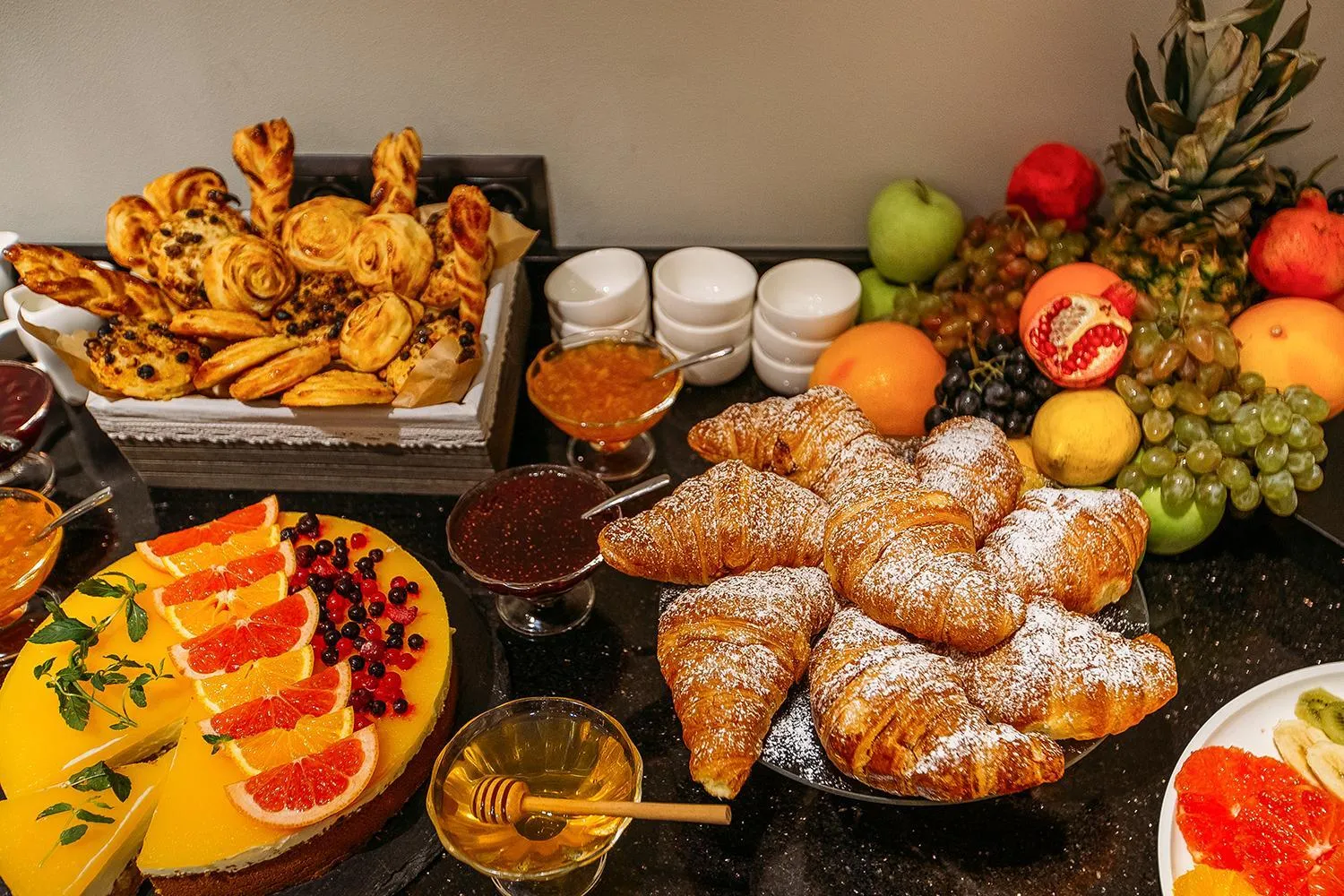 Breakfast in Horizont Hotel Tbilisi