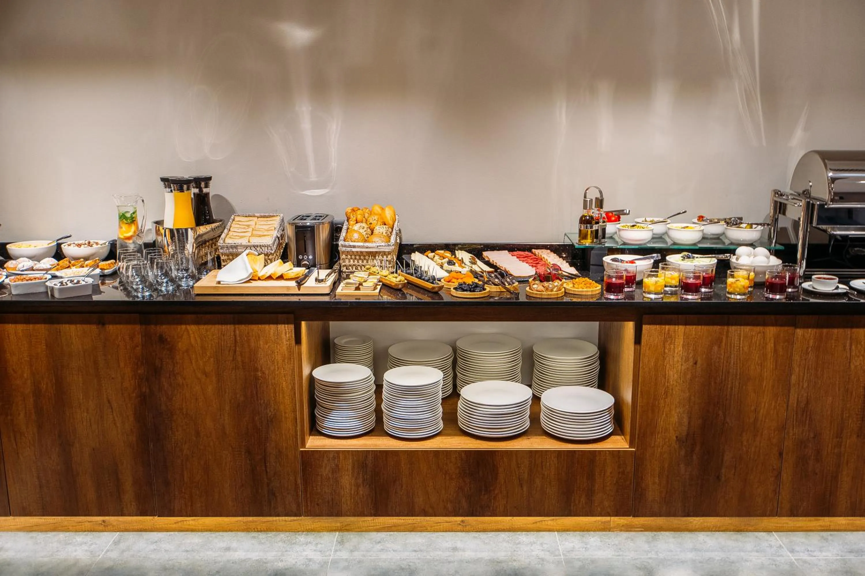 Food and drinks in Horizont Hotel Tbilisi