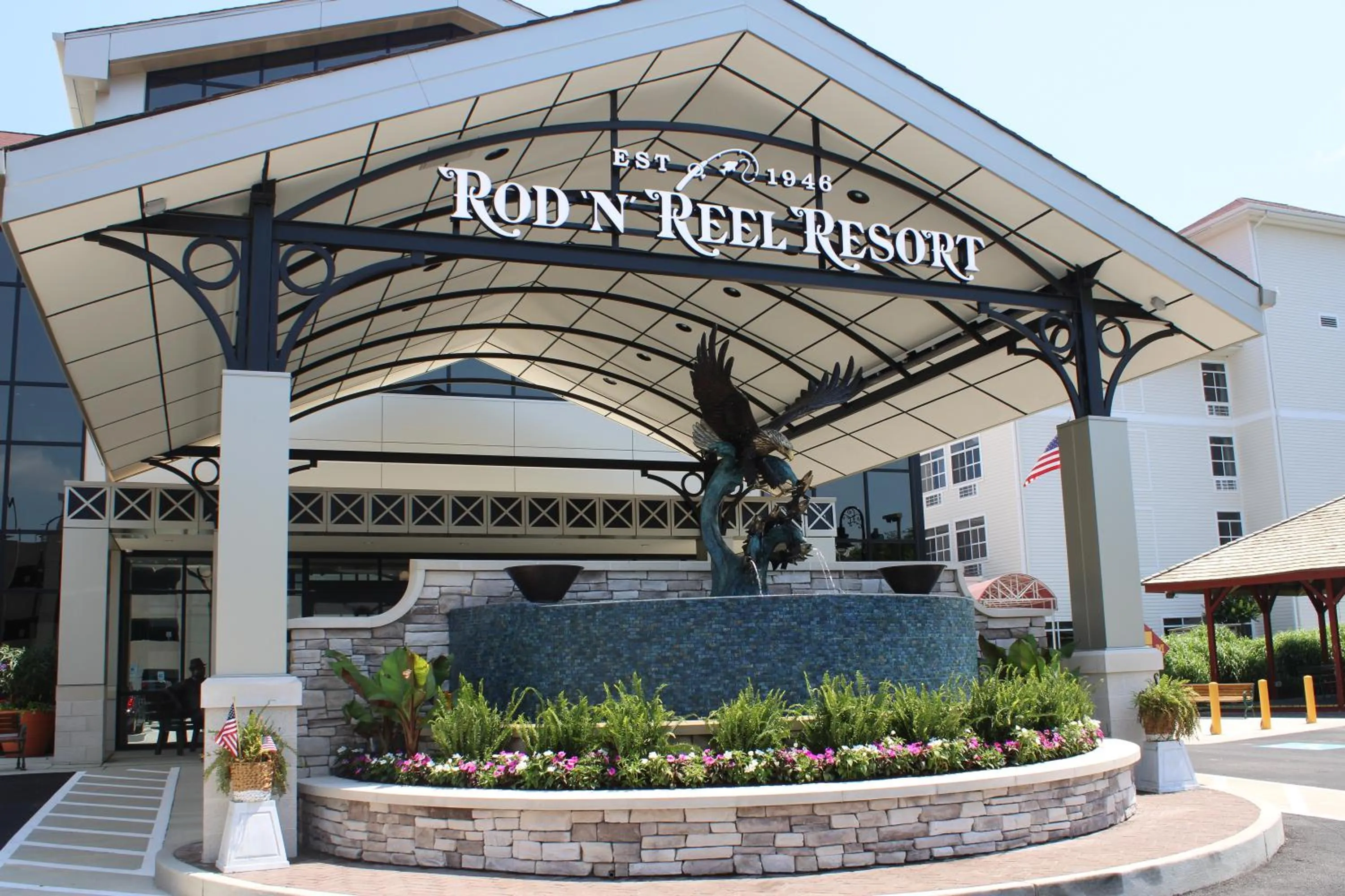 Facade/entrance in Rod 'N' Reel Resort