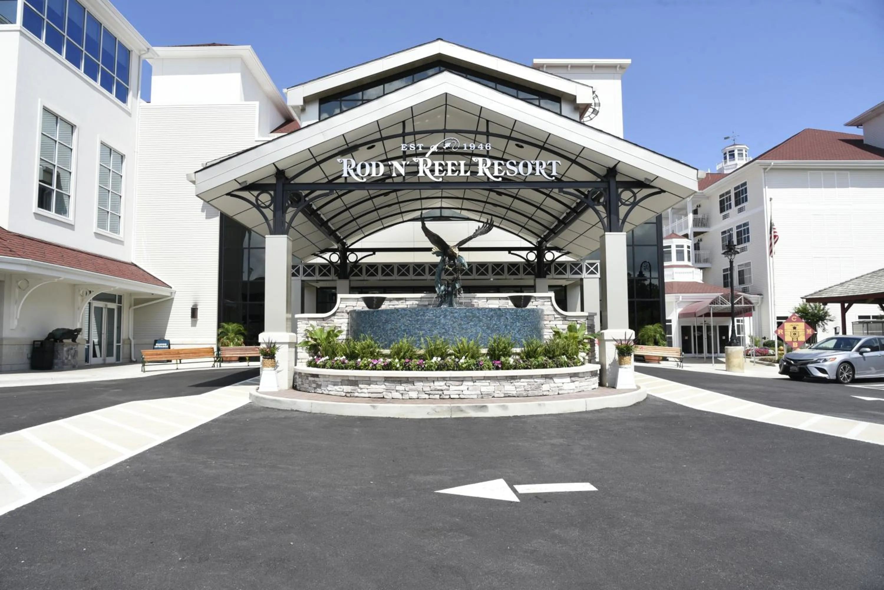 Property building in Rod 'N' Reel Resort