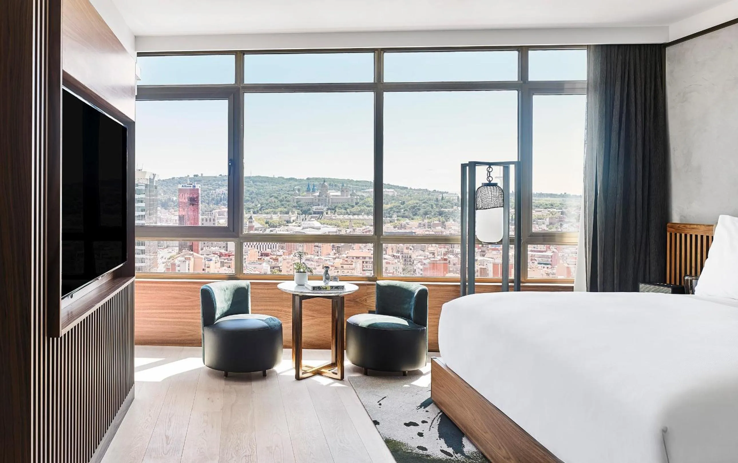 Mountain view, Bed in Nobu Hotel Barcelona