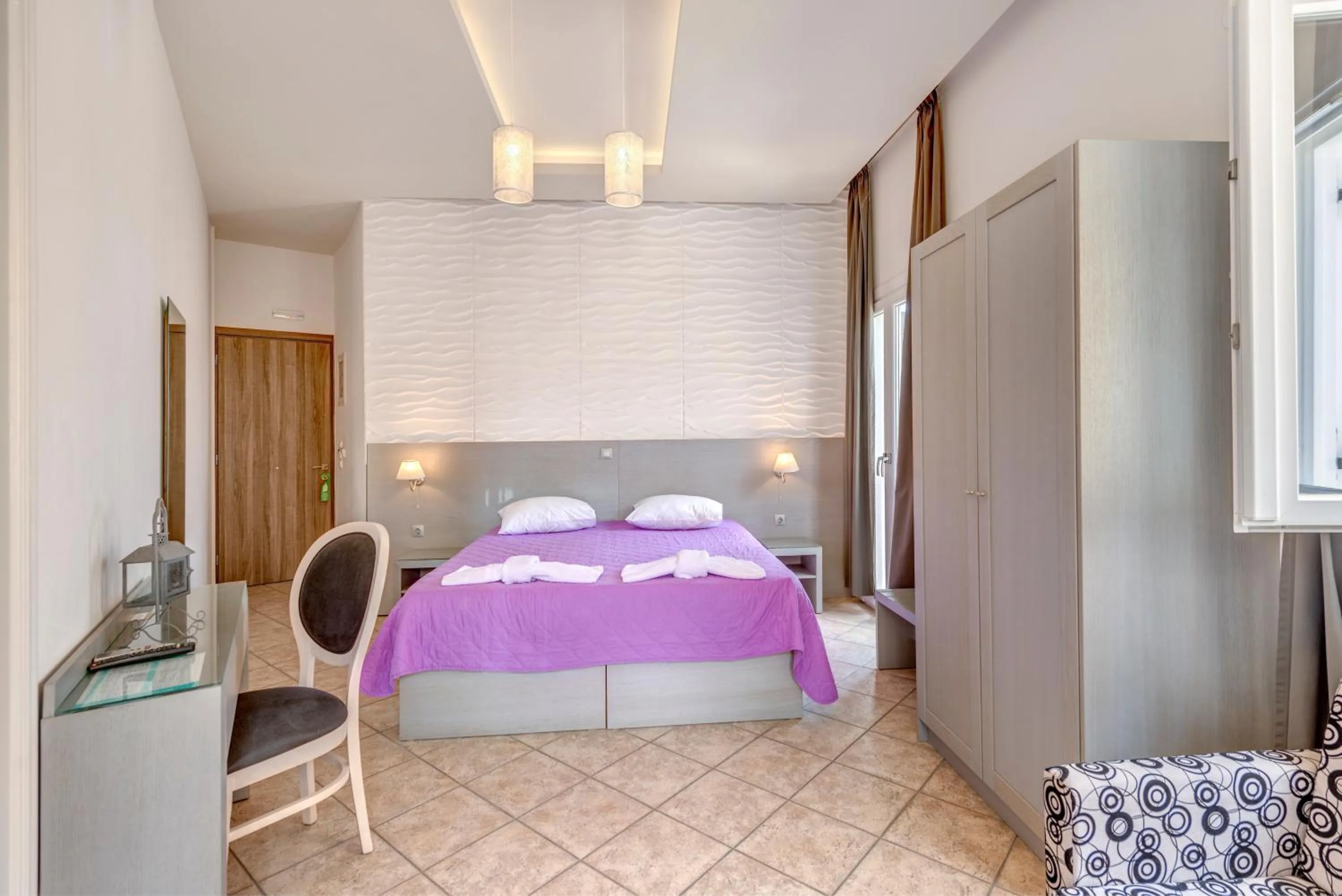 Bedroom, Bed in Ethrion