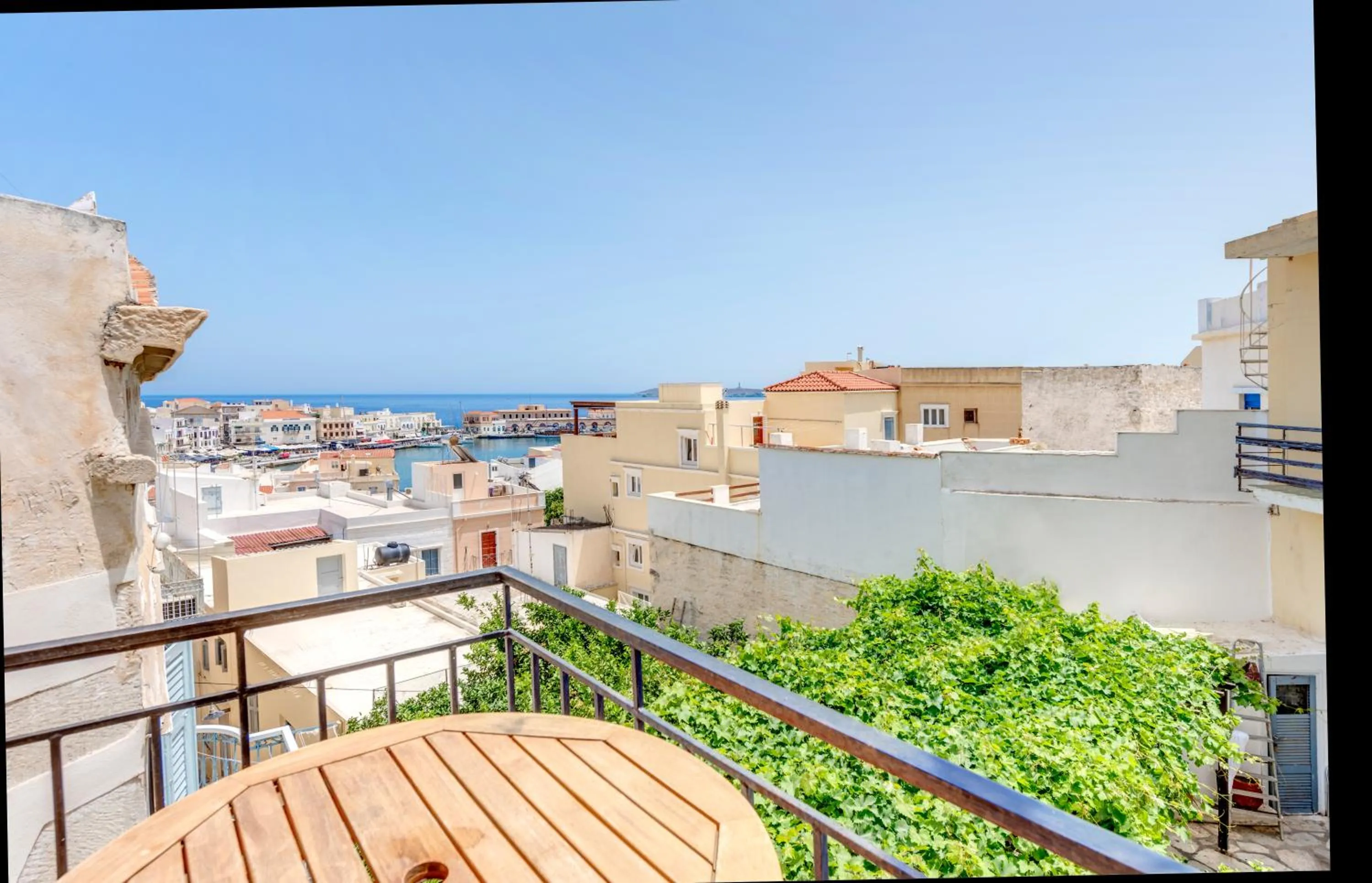 City view in Ethrion