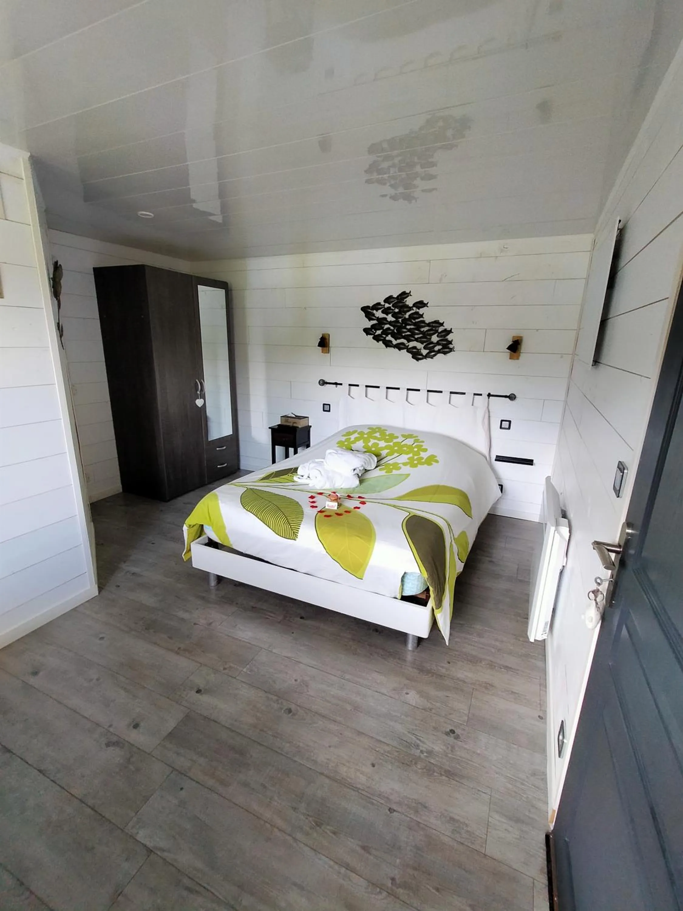 Photo of the whole room, Bed in Le Clos du Clocher