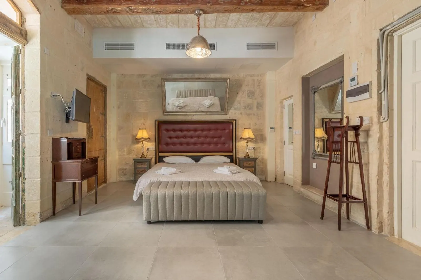 Bedroom, Bed in Luciano Al Porto Boutique