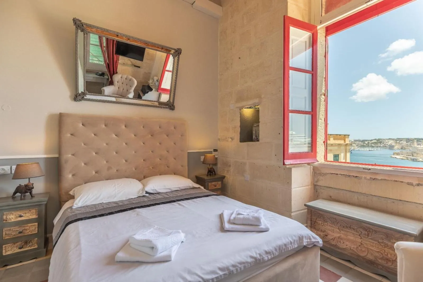 View (from property/room), Bed in Luciano Al Porto Boutique