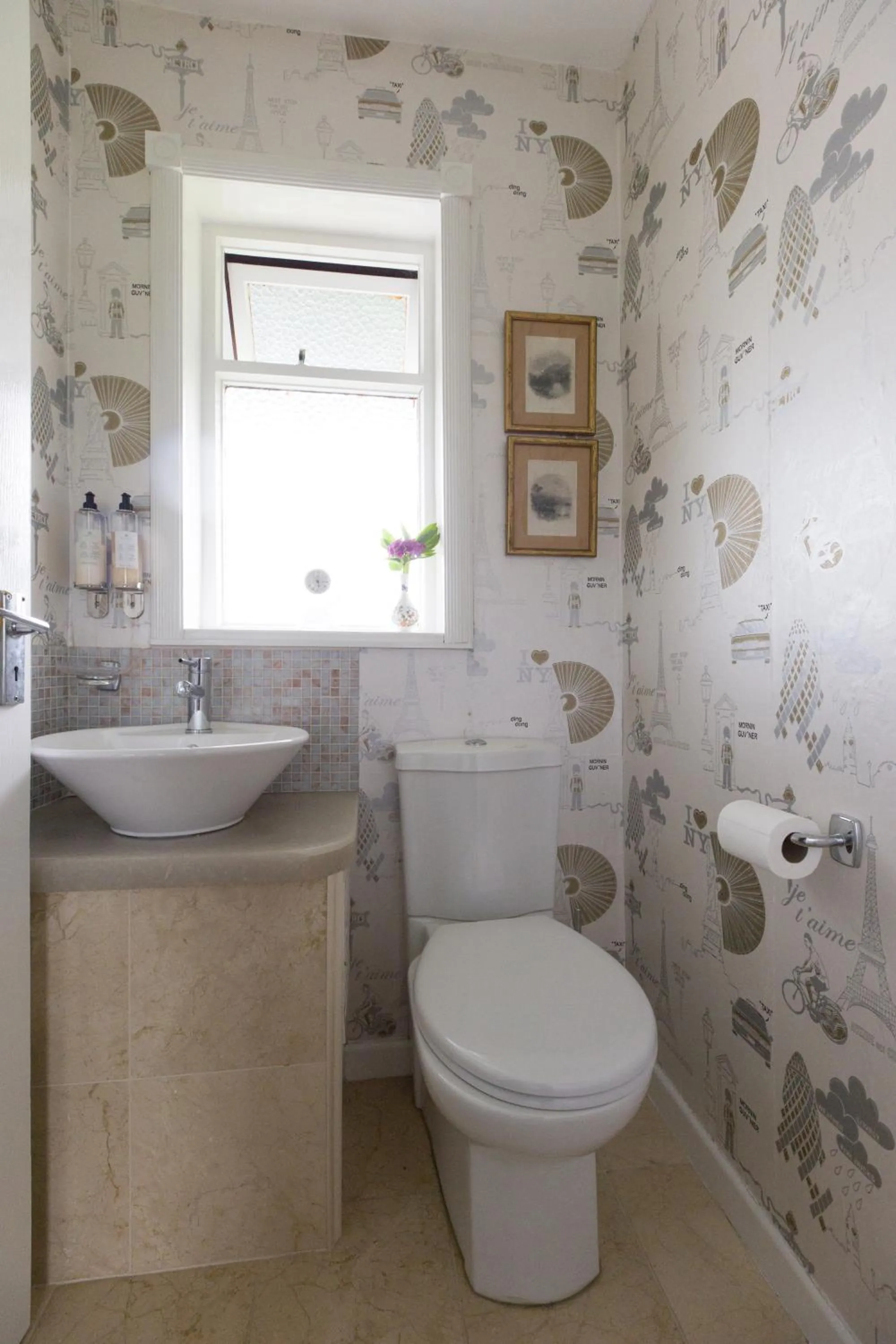 Toilet in Lios Na Manach ECO B&B