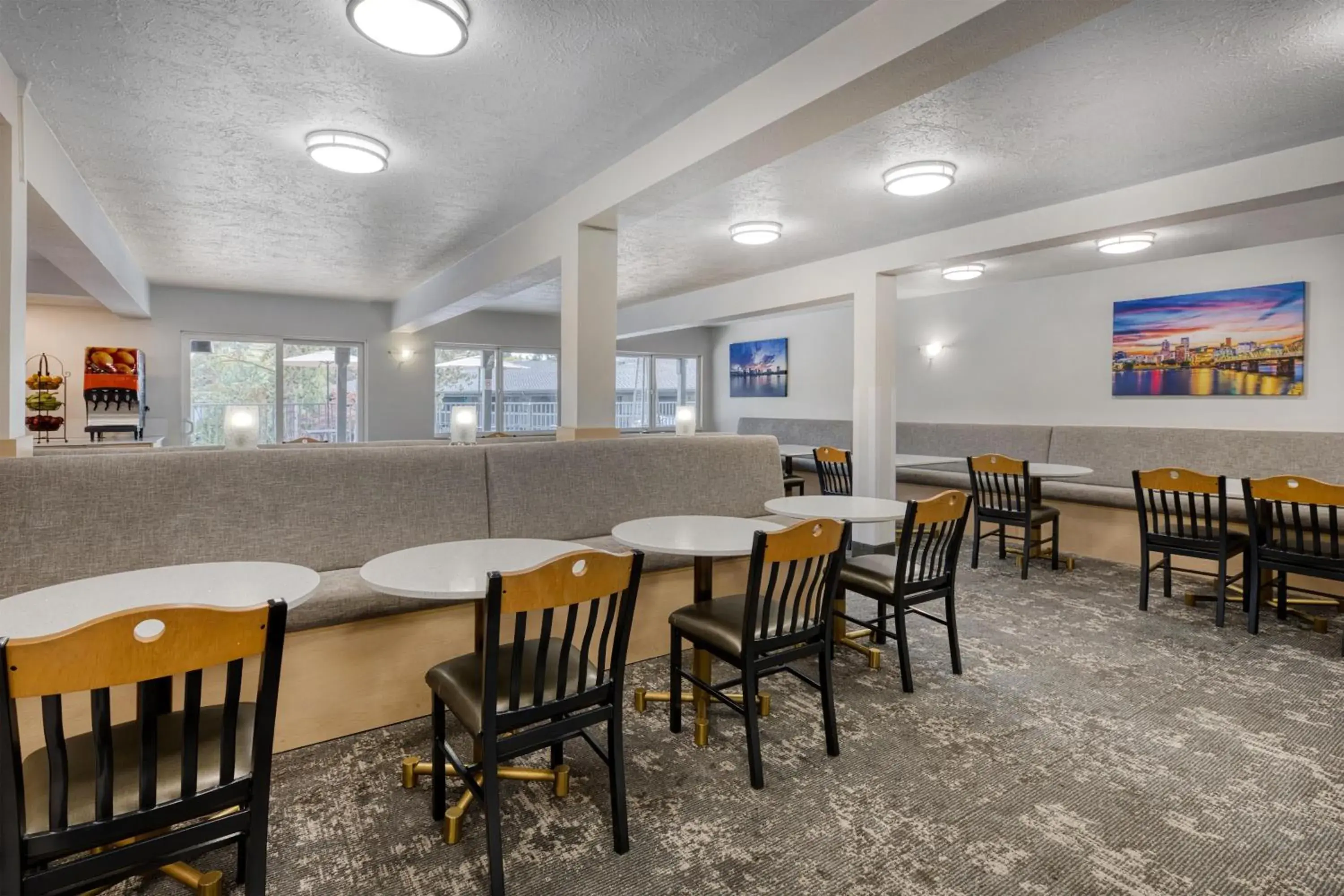 Breakfast in Best Western Portland West Beaverton Breakfast in Best Western Portland West Beaverton